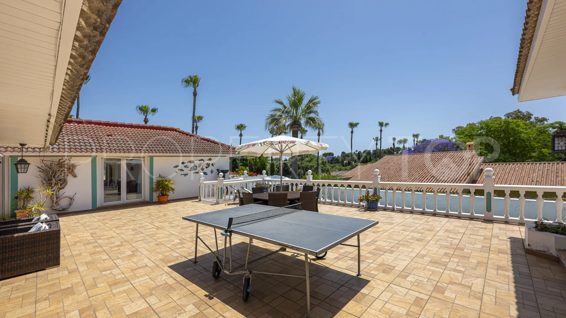 Comprar villa de 5 dormitorios en Sotogrande Costa