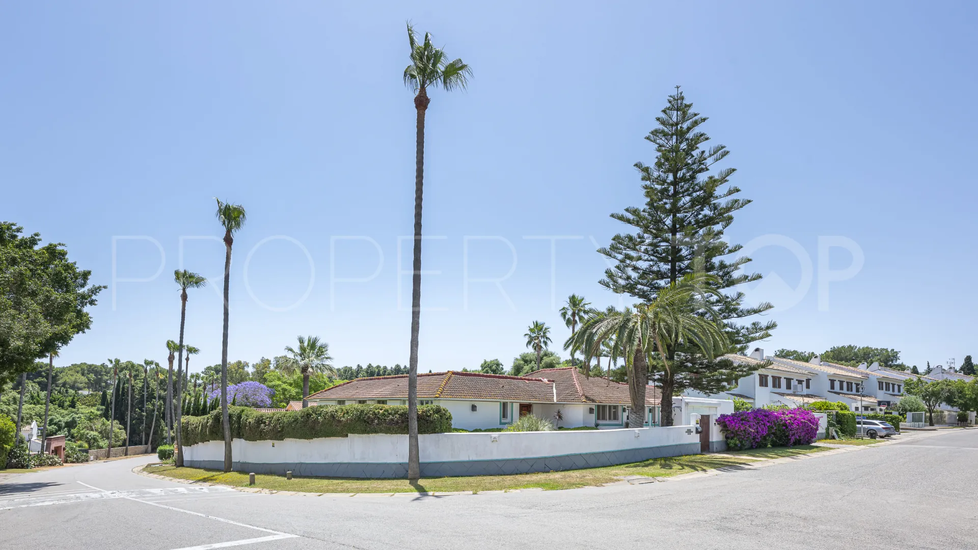 Comprar villa de 5 dormitorios en Sotogrande Costa