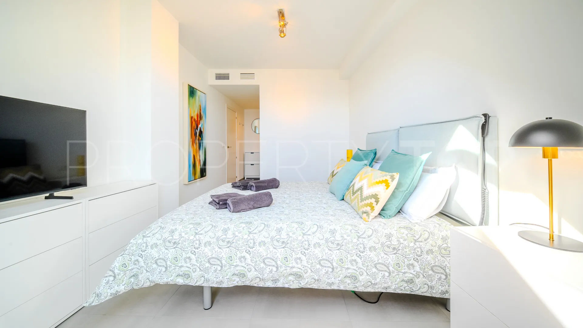 La Duquesa, Ático de 2 dormitorios en venta