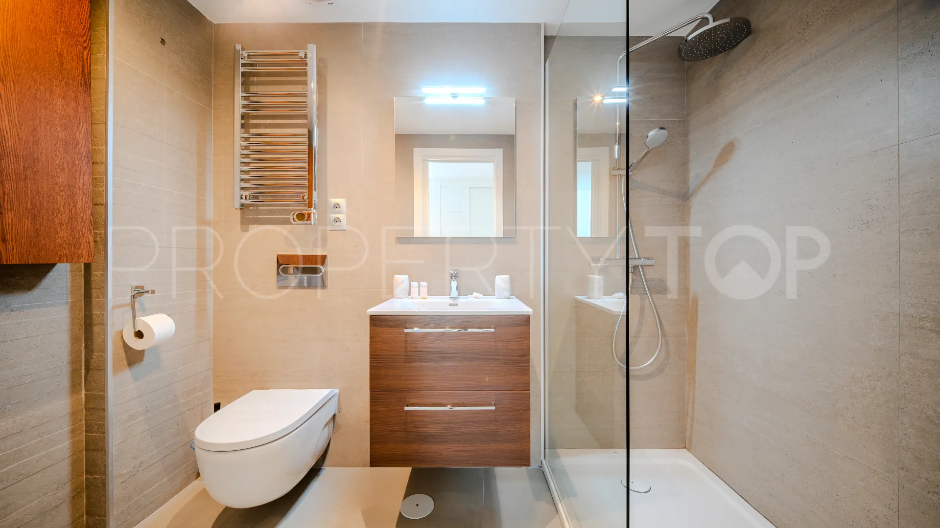 La Duquesa, Ático de 2 dormitorios en venta