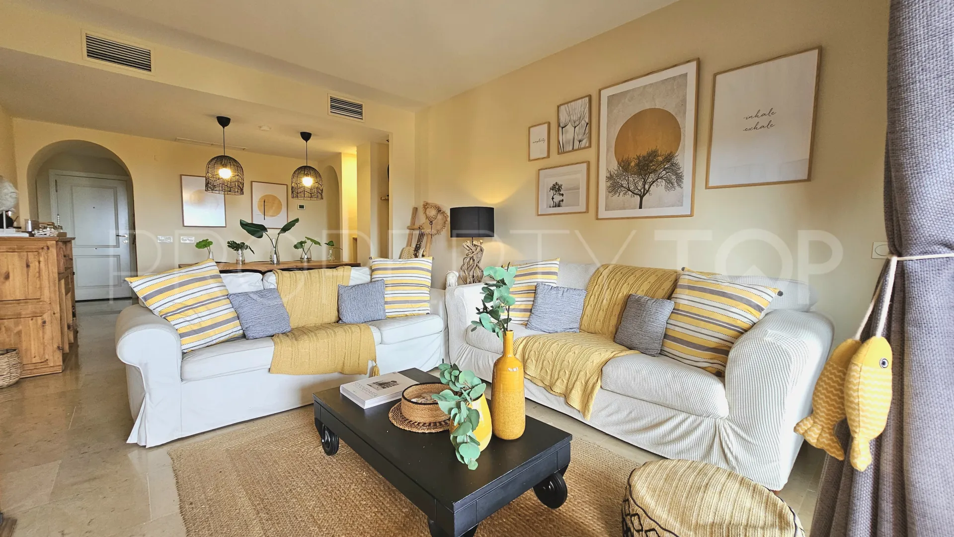 Se vende apartamento planta baja en Coto Real