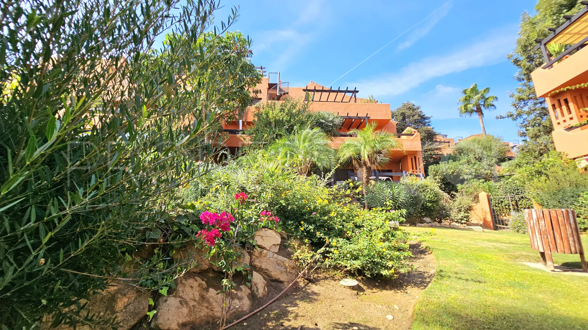 2 bedrooms apartment for sale in Costa Galera