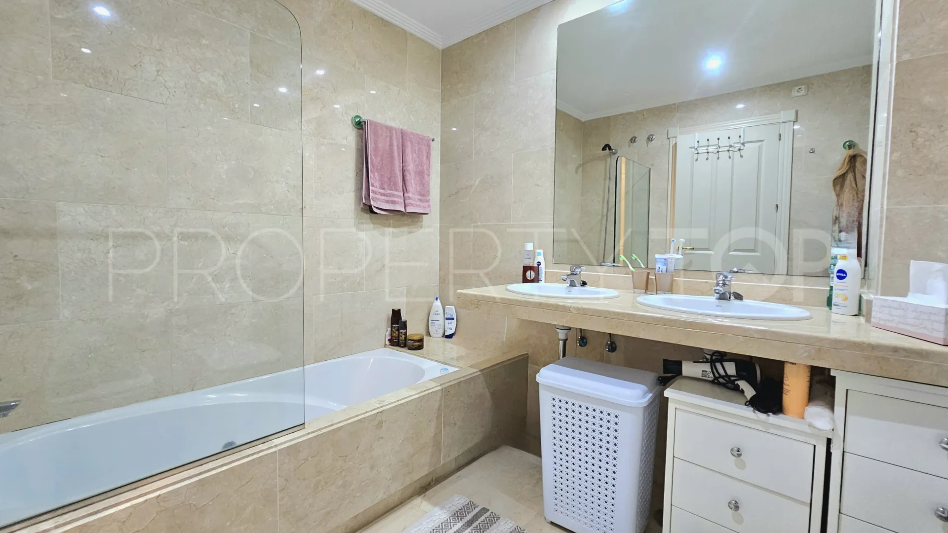 2 bedrooms apartment for sale in Costa Galera