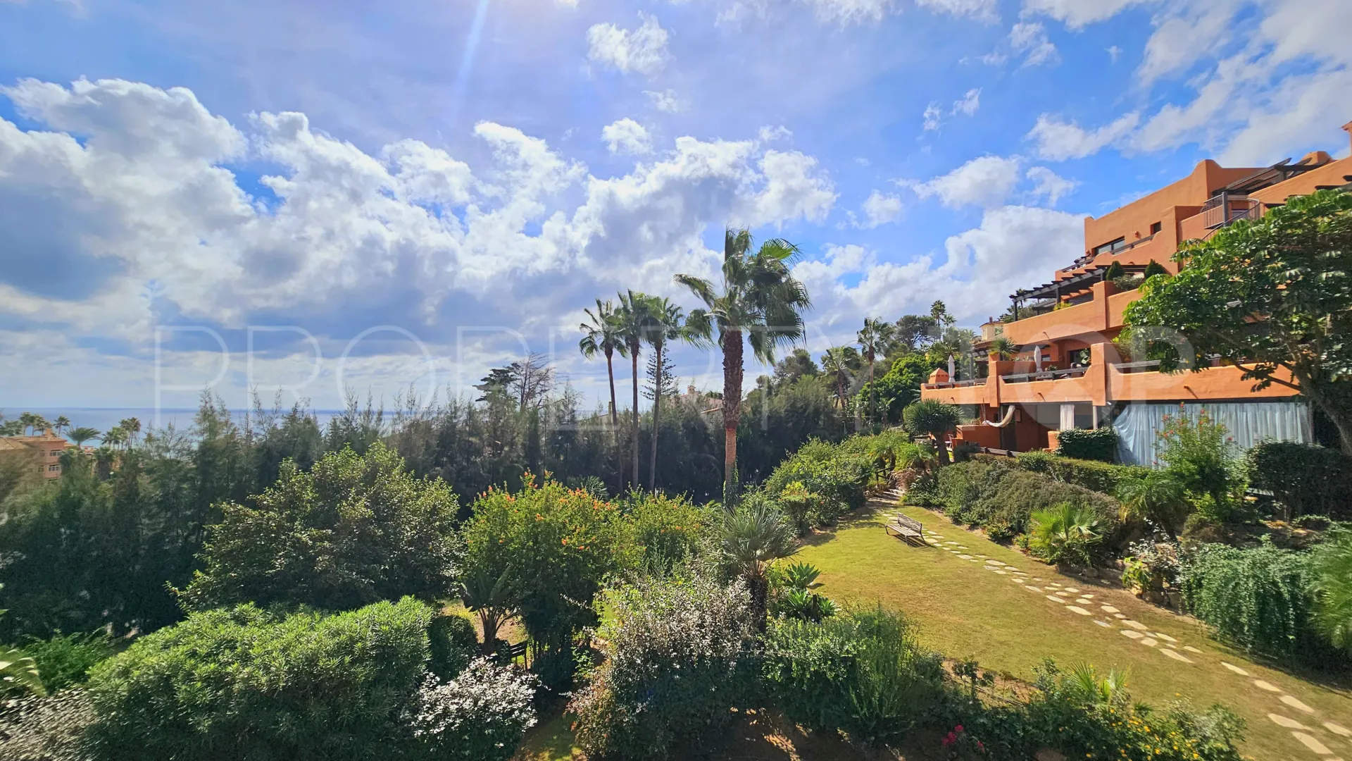2 bedrooms apartment for sale in Costa Galera