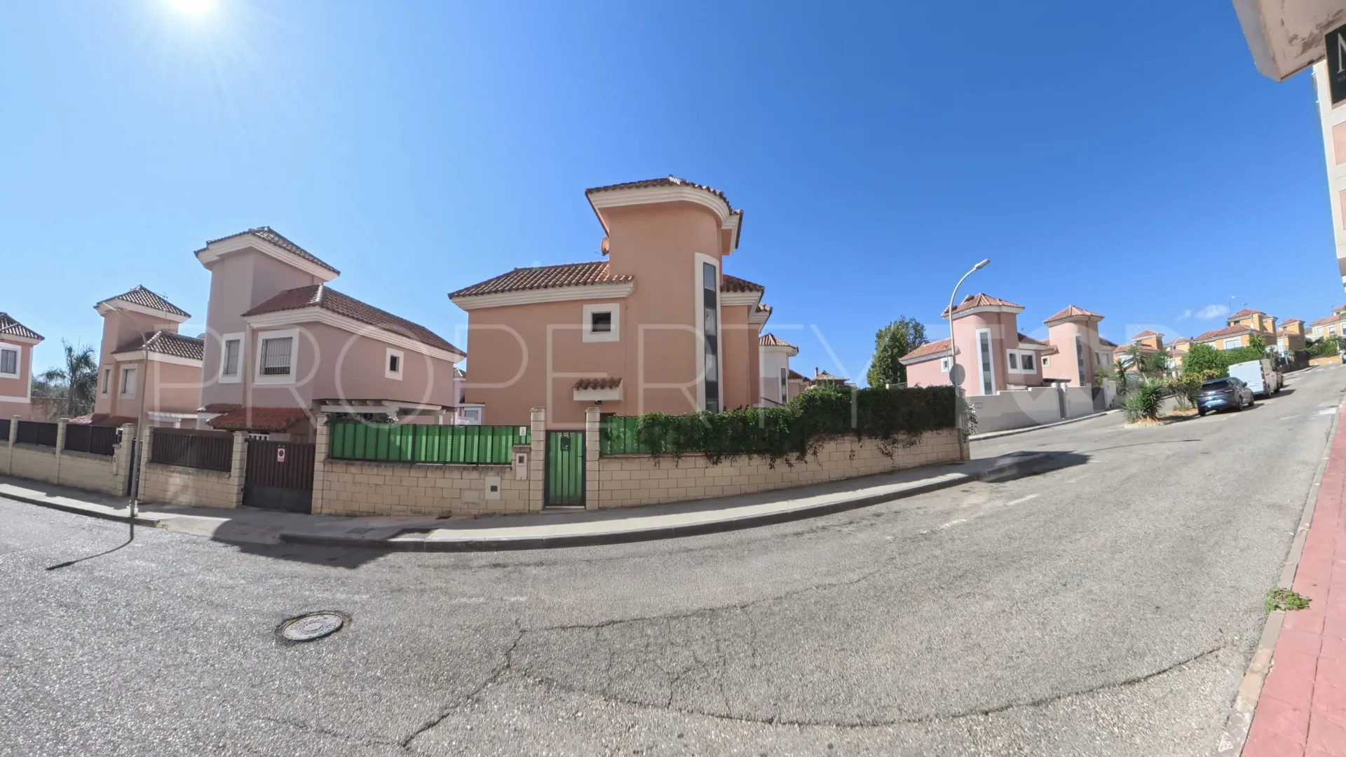 Casa de 3 dormitorios en venta en Sabinillas