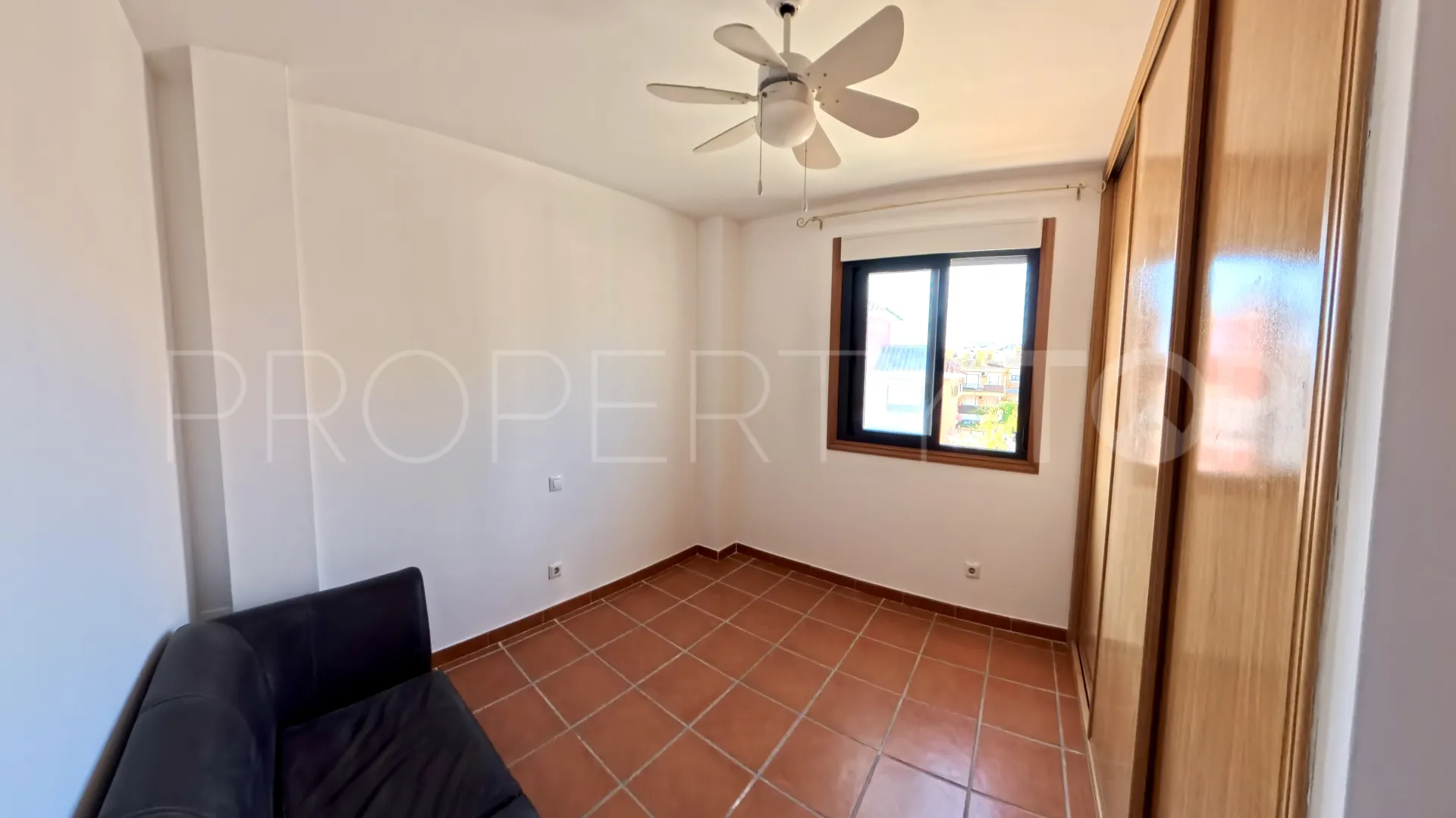 Casa de 3 dormitorios en venta en Sabinillas