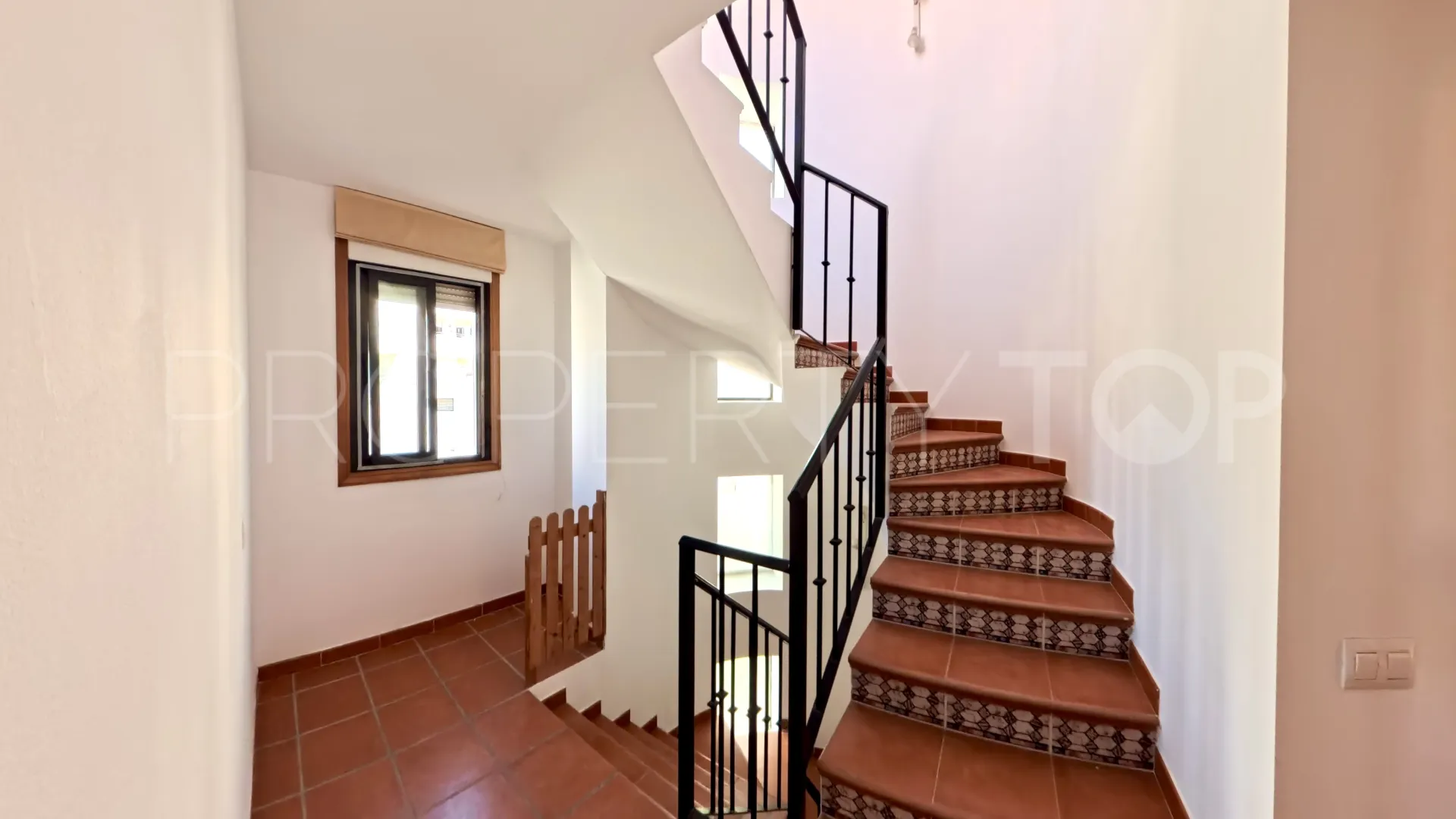 Casa de 3 dormitorios en venta en Sabinillas