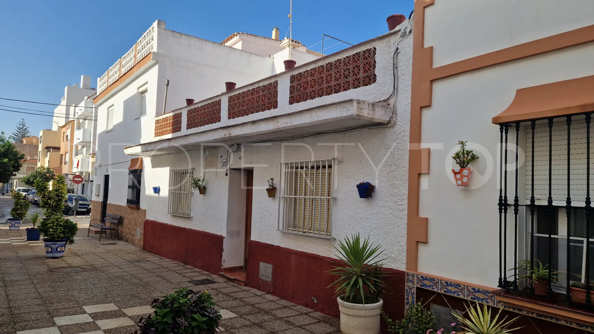 Comprar adosado de 2 dormitorios en Sabinillas