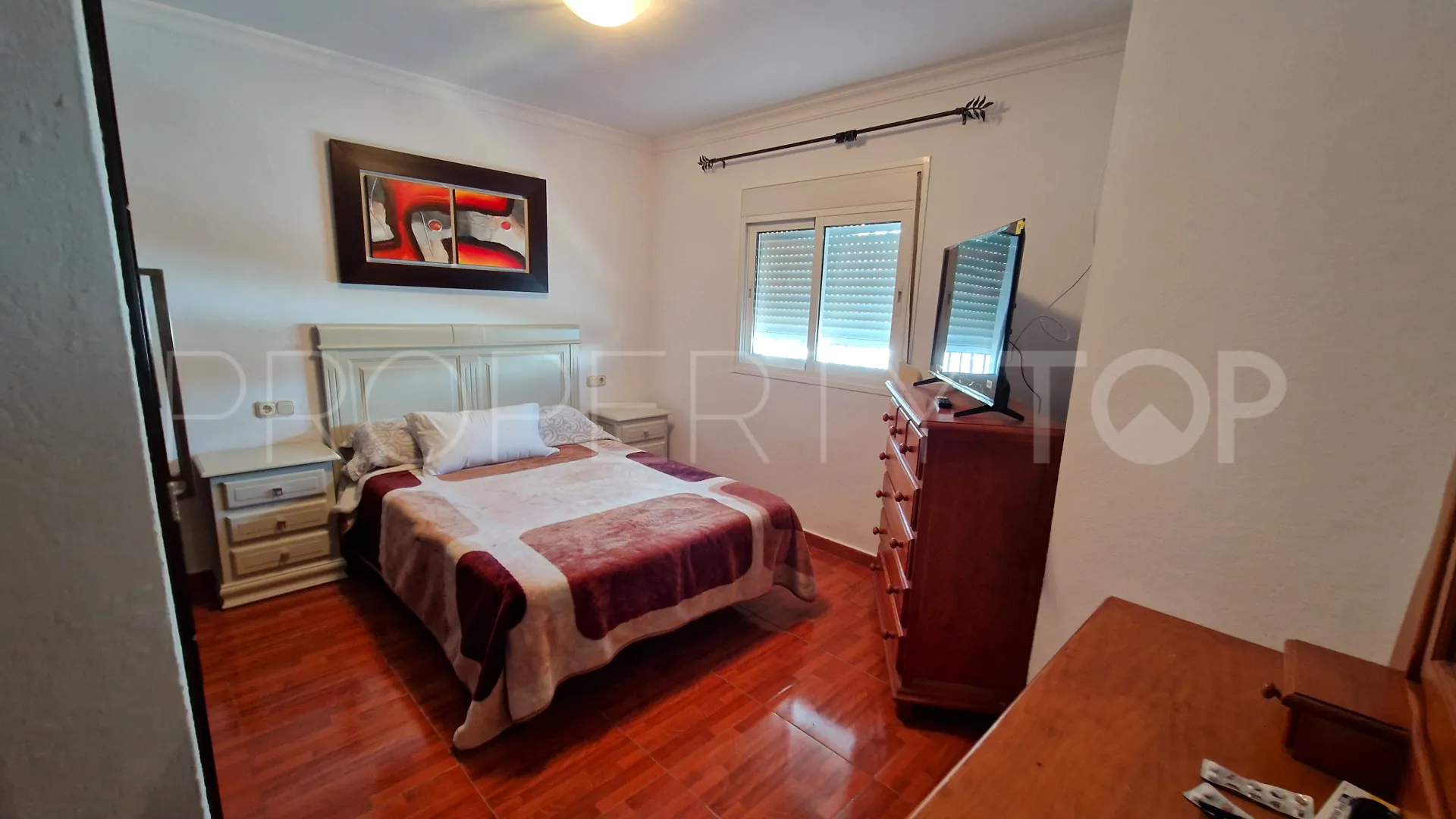 For sale Manilva Pueblo 6 bedrooms semi detached house