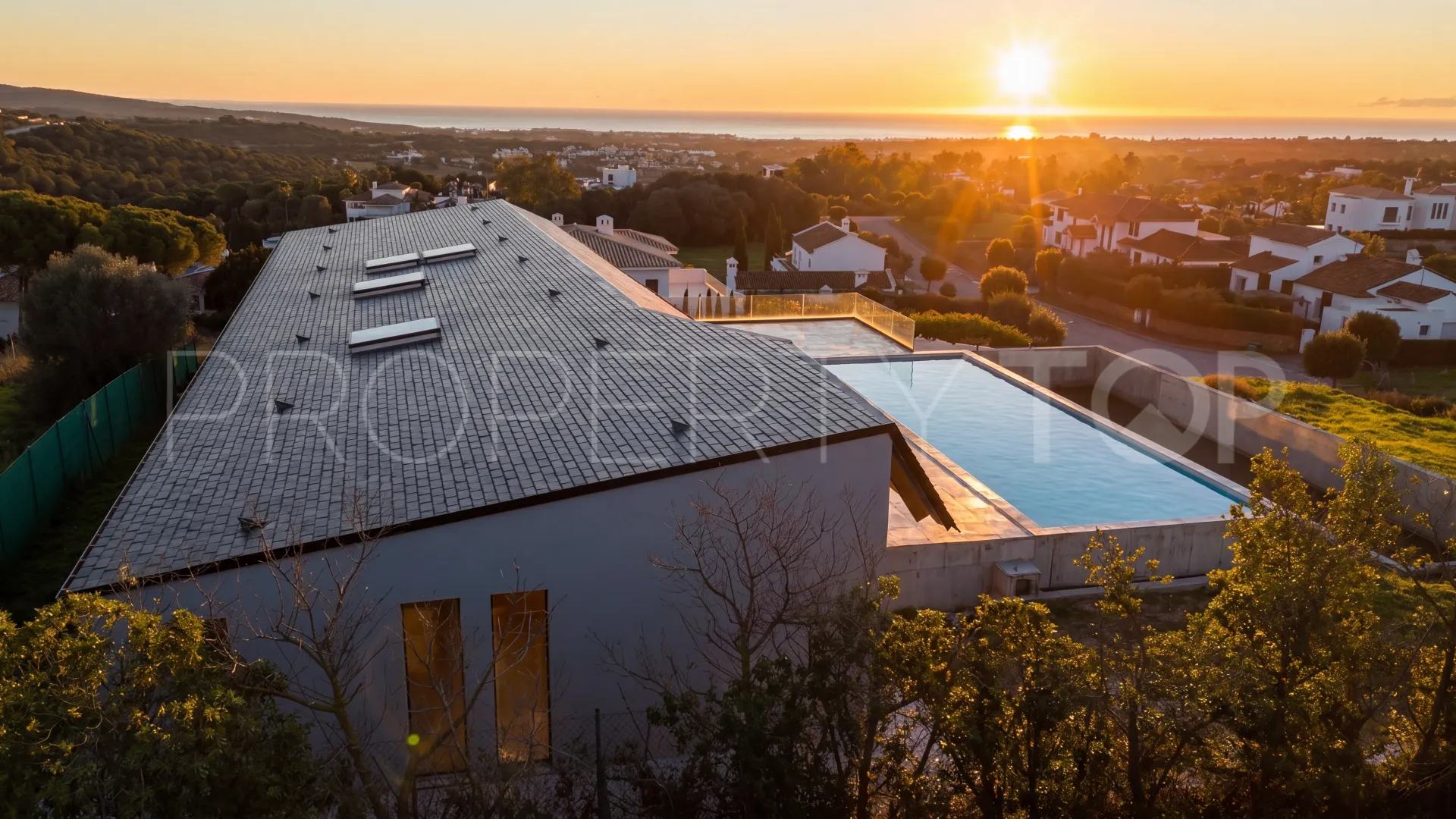For sale villa with 4 bedrooms in La Reserva