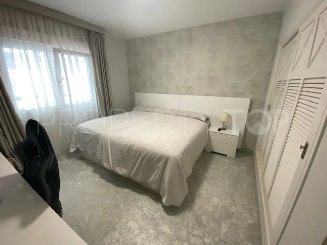 Comprar apartamento en Marbella - Puerto Banus de 3 dormitorios