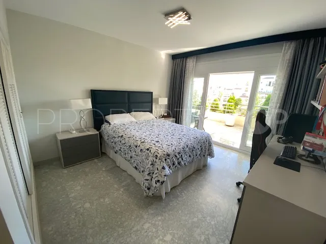 Comprar apartamento en Marbella - Puerto Banus de 3 dormitorios