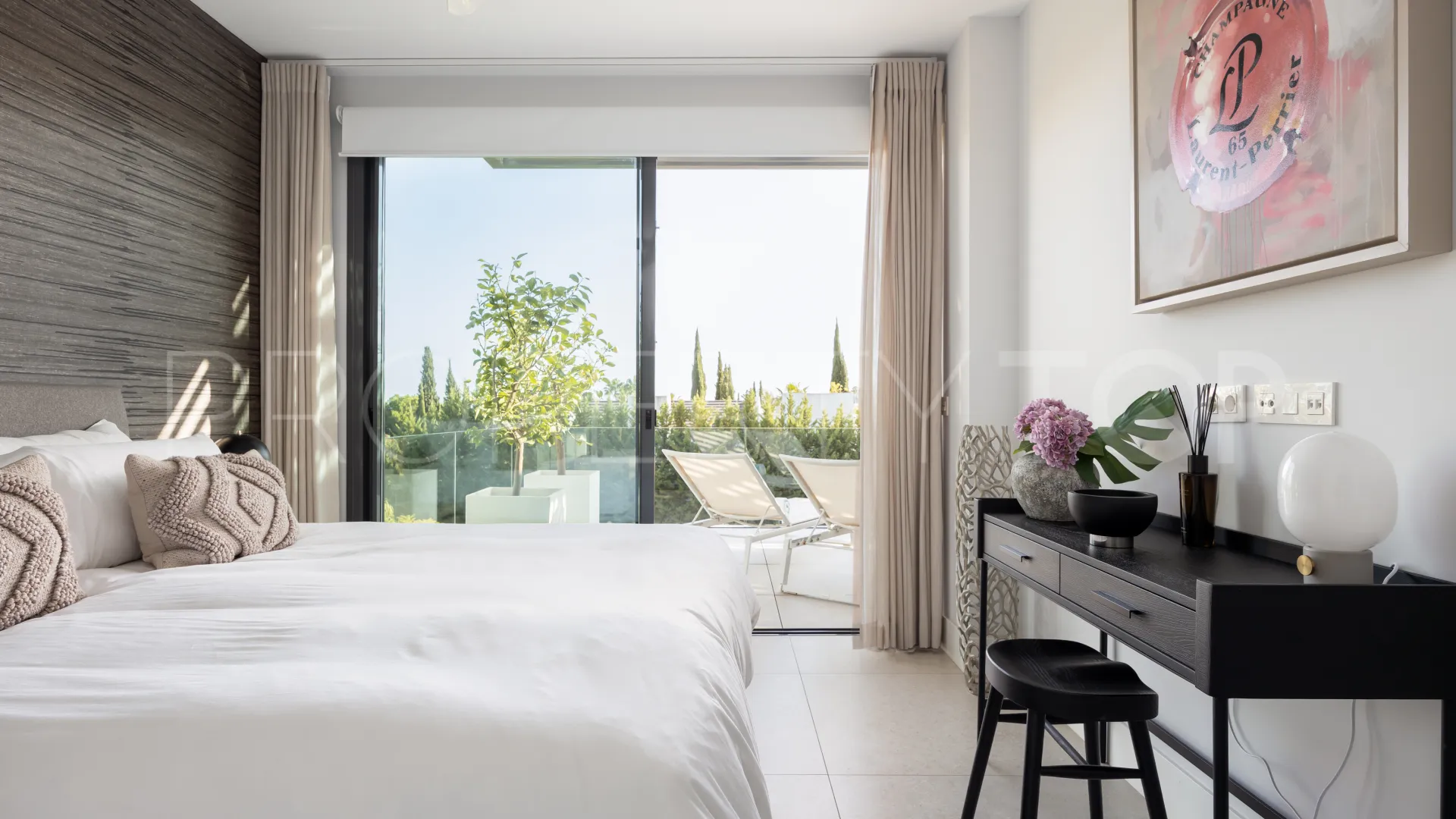 La Quinta apartment for sale