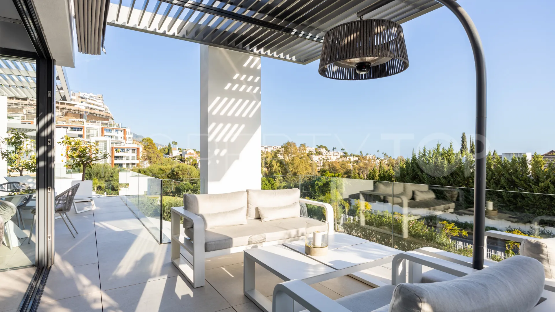 La Quinta apartment for sale
