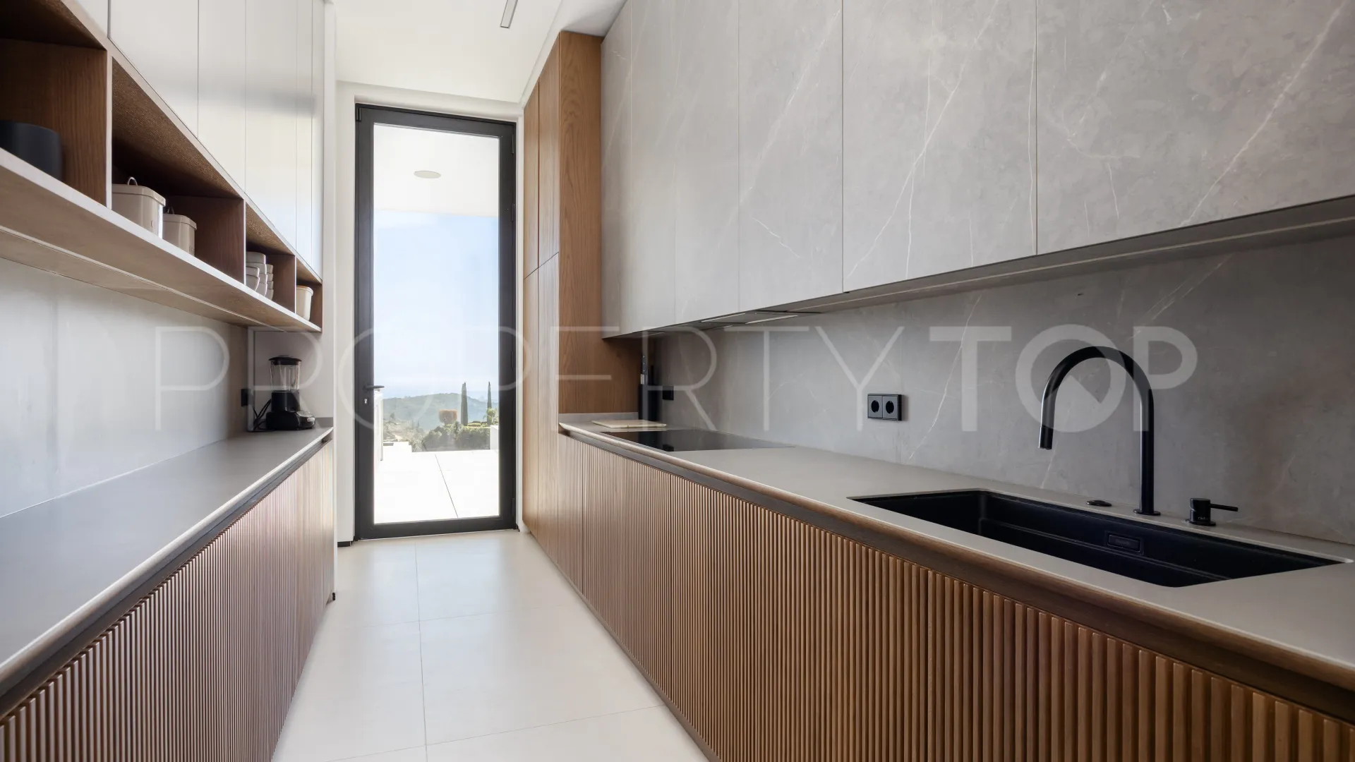 El Madroñal, villa en venta con 7 dormitorios
