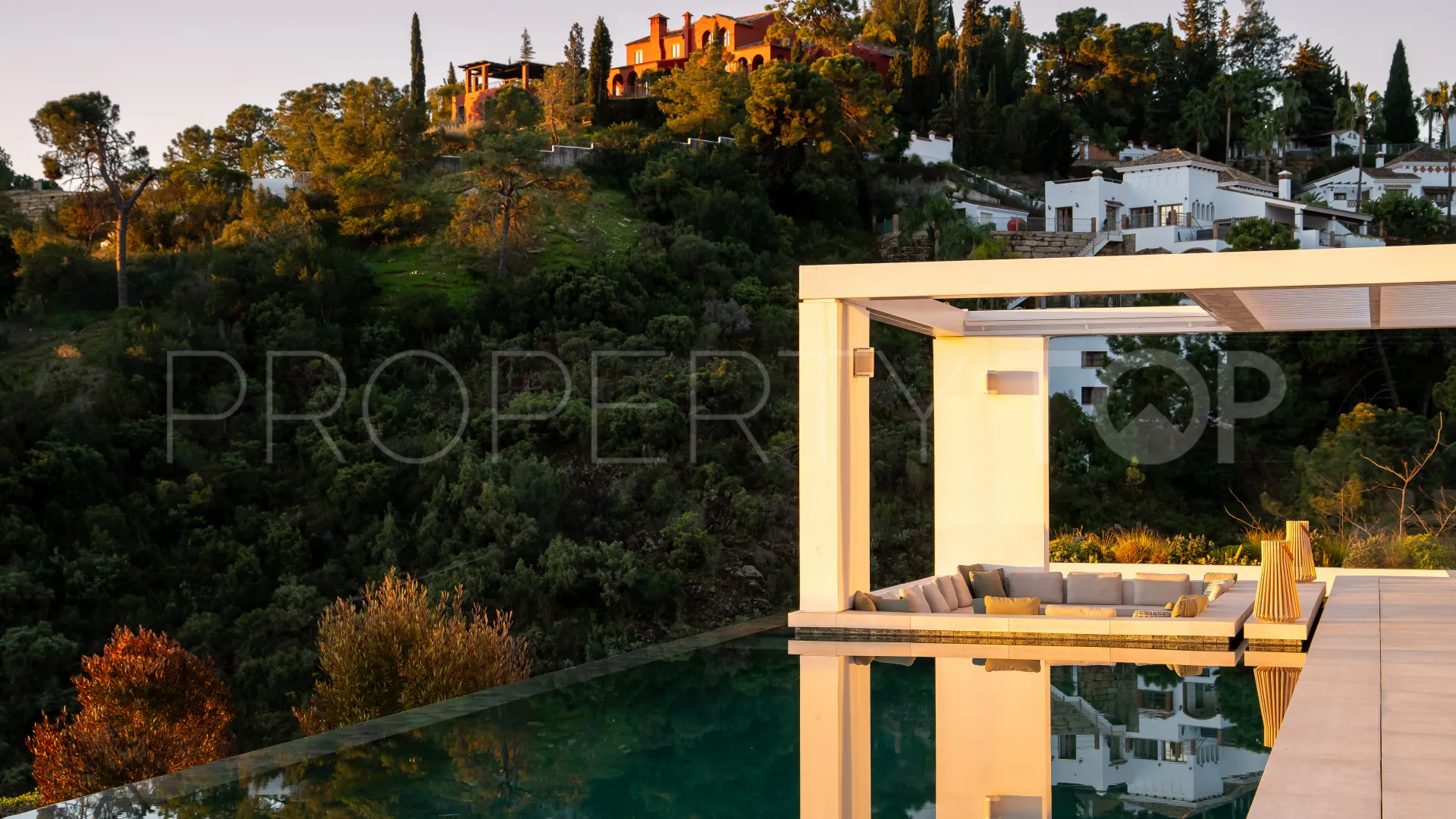 El Madroñal, villa en venta con 7 dormitorios