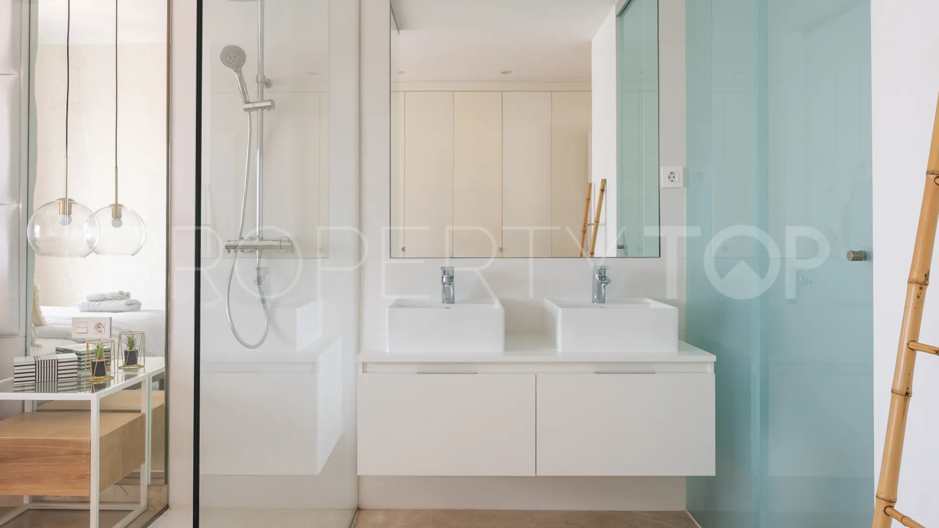 For sale Paraiso Pueblo penthouse with 2 bedrooms