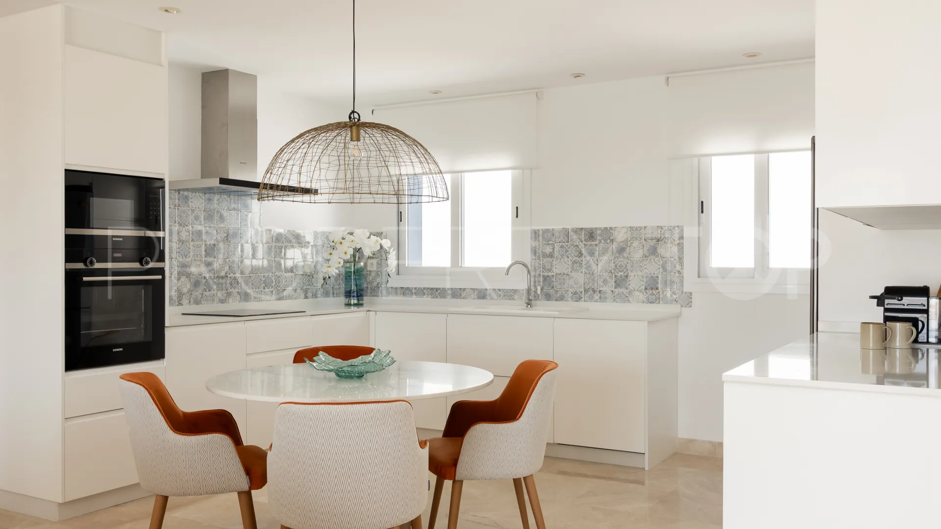 For sale Paraiso Pueblo penthouse with 2 bedrooms