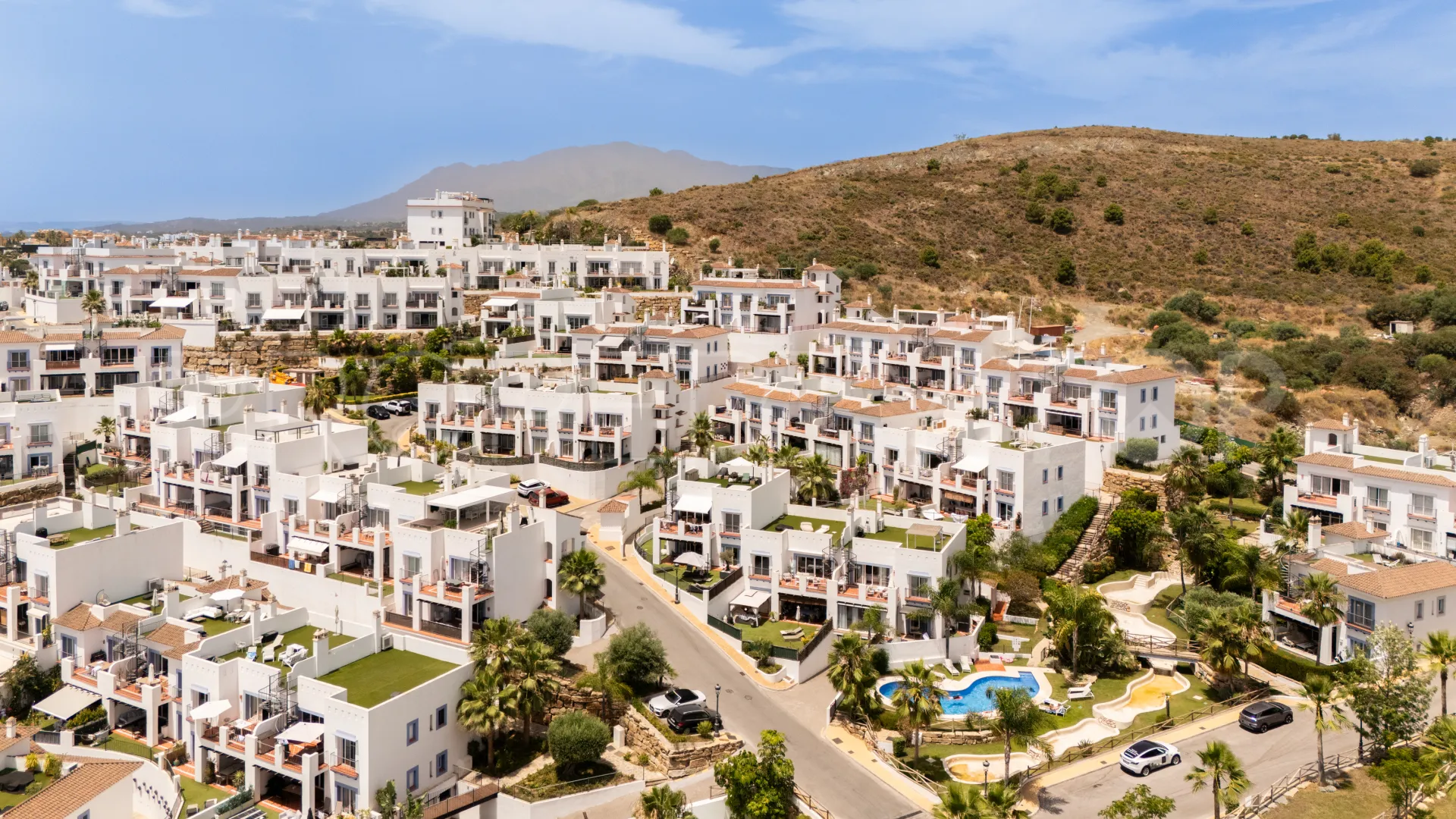 For sale Paraiso Pueblo penthouse with 2 bedrooms