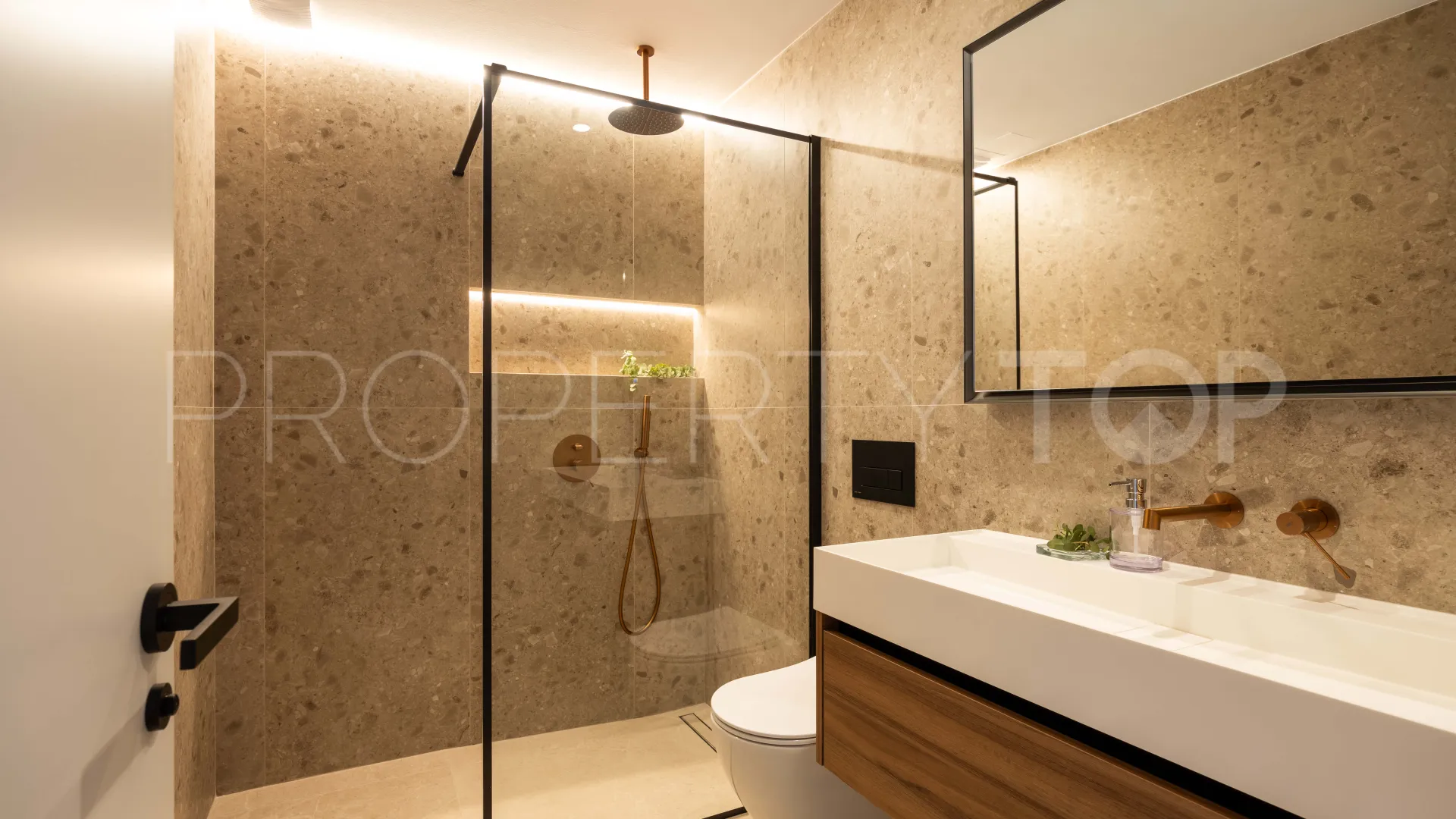 Apartamento en venta en Palacetes Los Belvederes