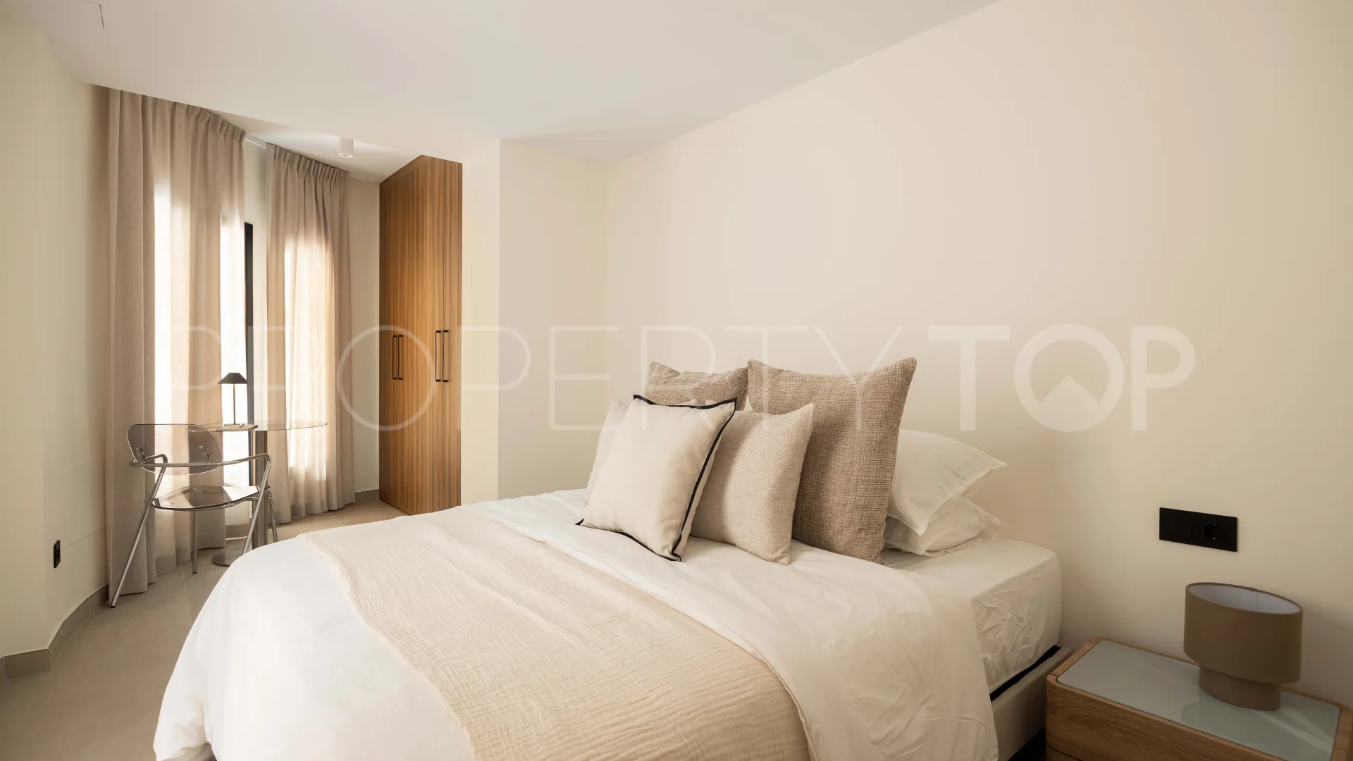 Apartamento en venta en Palacetes Los Belvederes