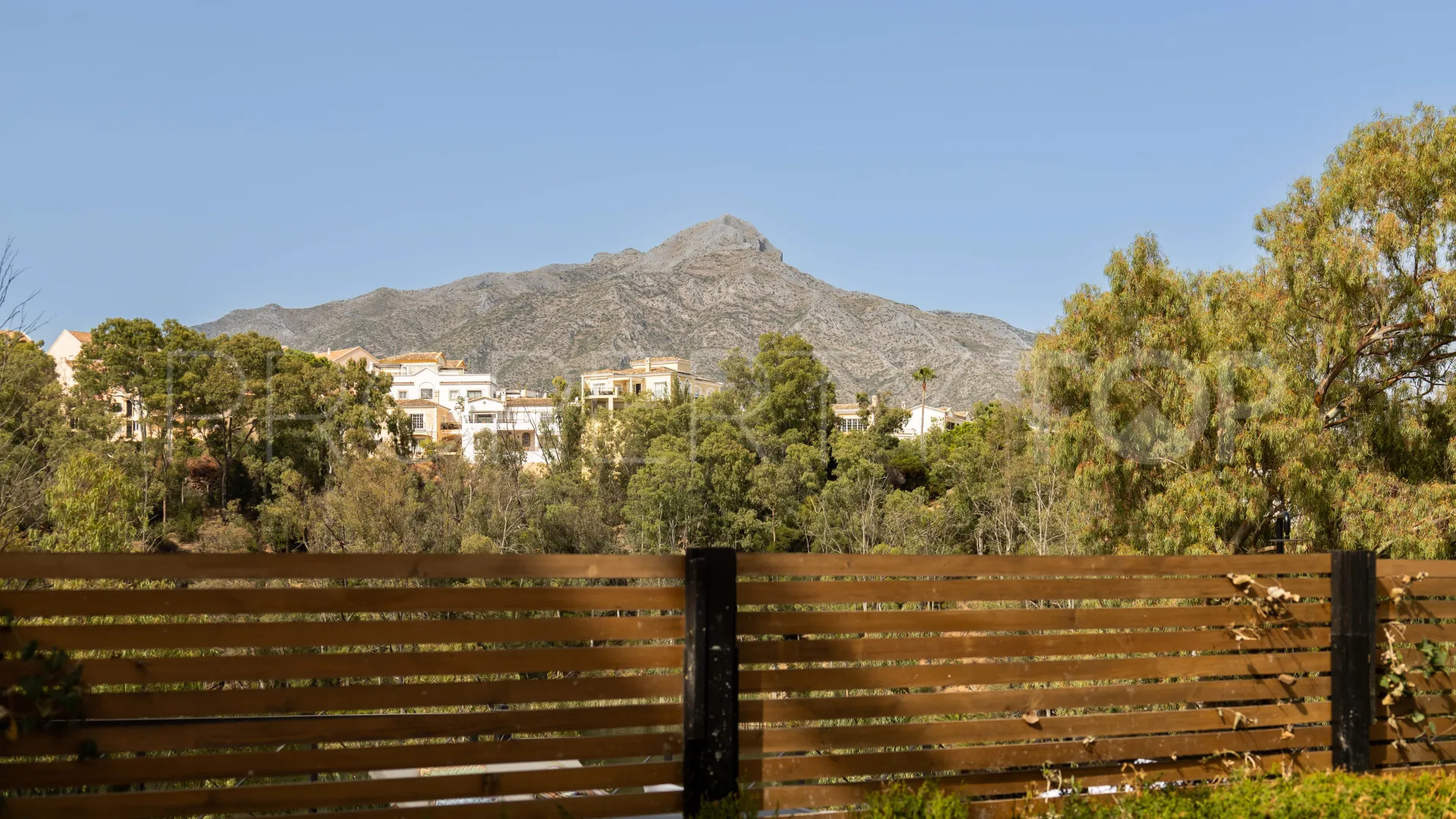 Apartamento en venta en Palacetes Los Belvederes