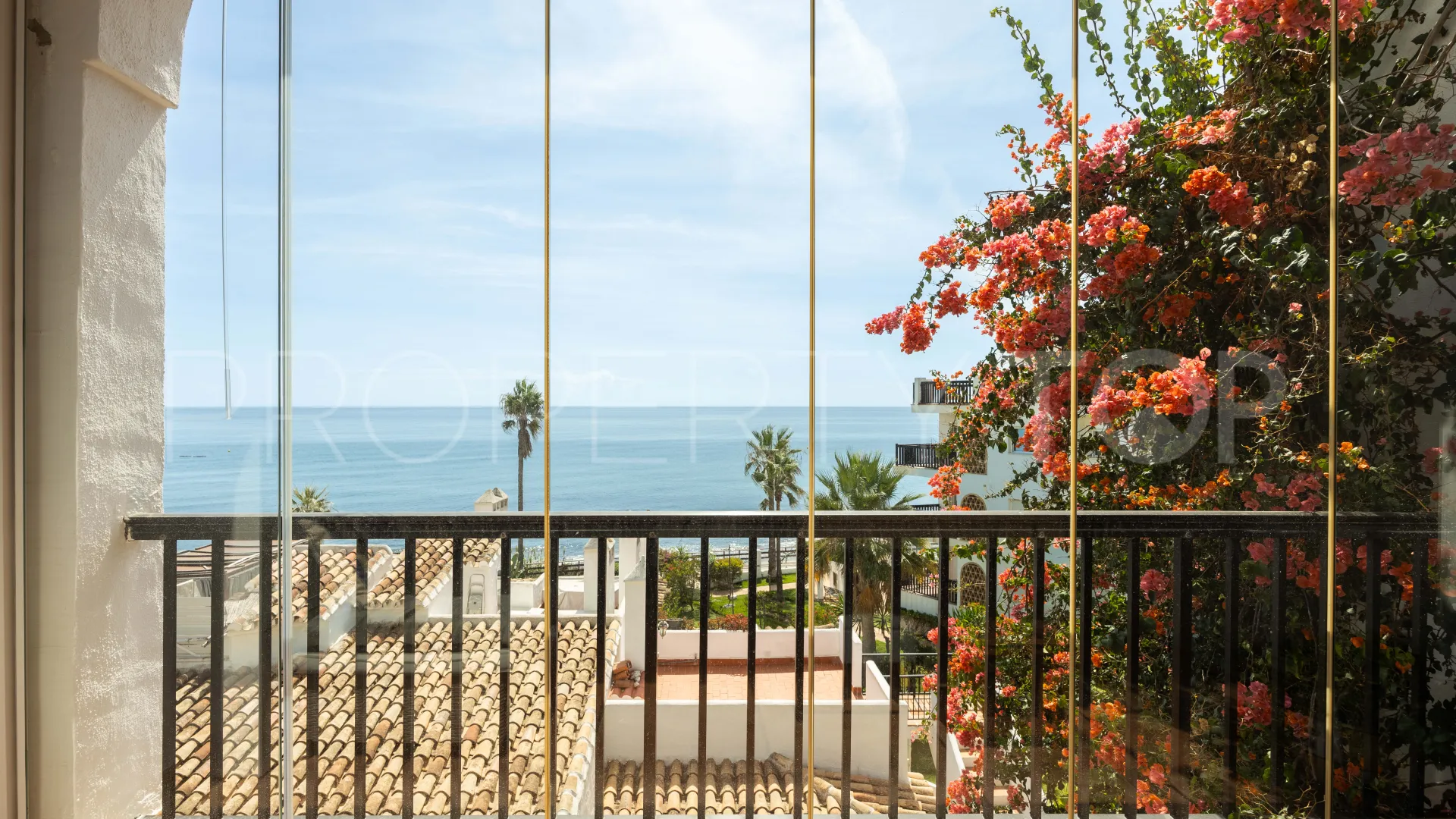 Apartment for sale in Calahonda