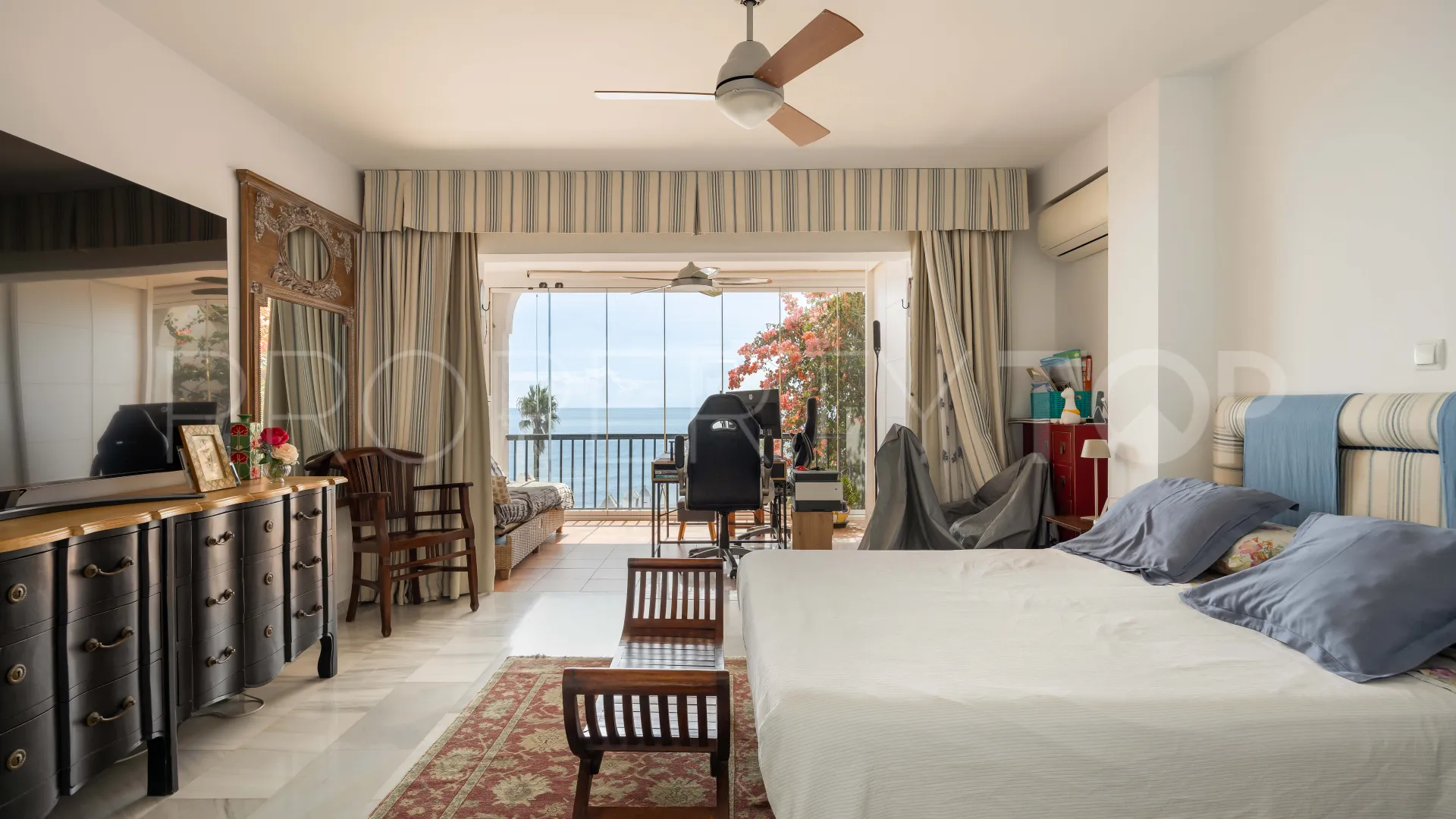 Apartment for sale in Calahonda