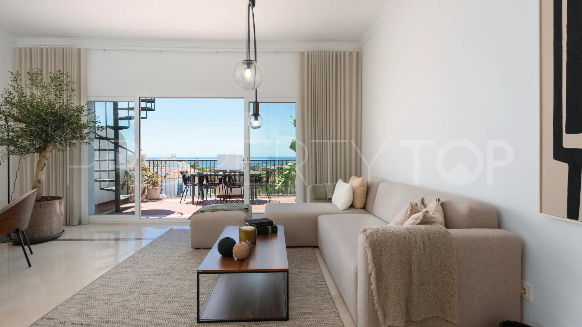 3 bedrooms penthouse in Paraiso Pueblo for sale