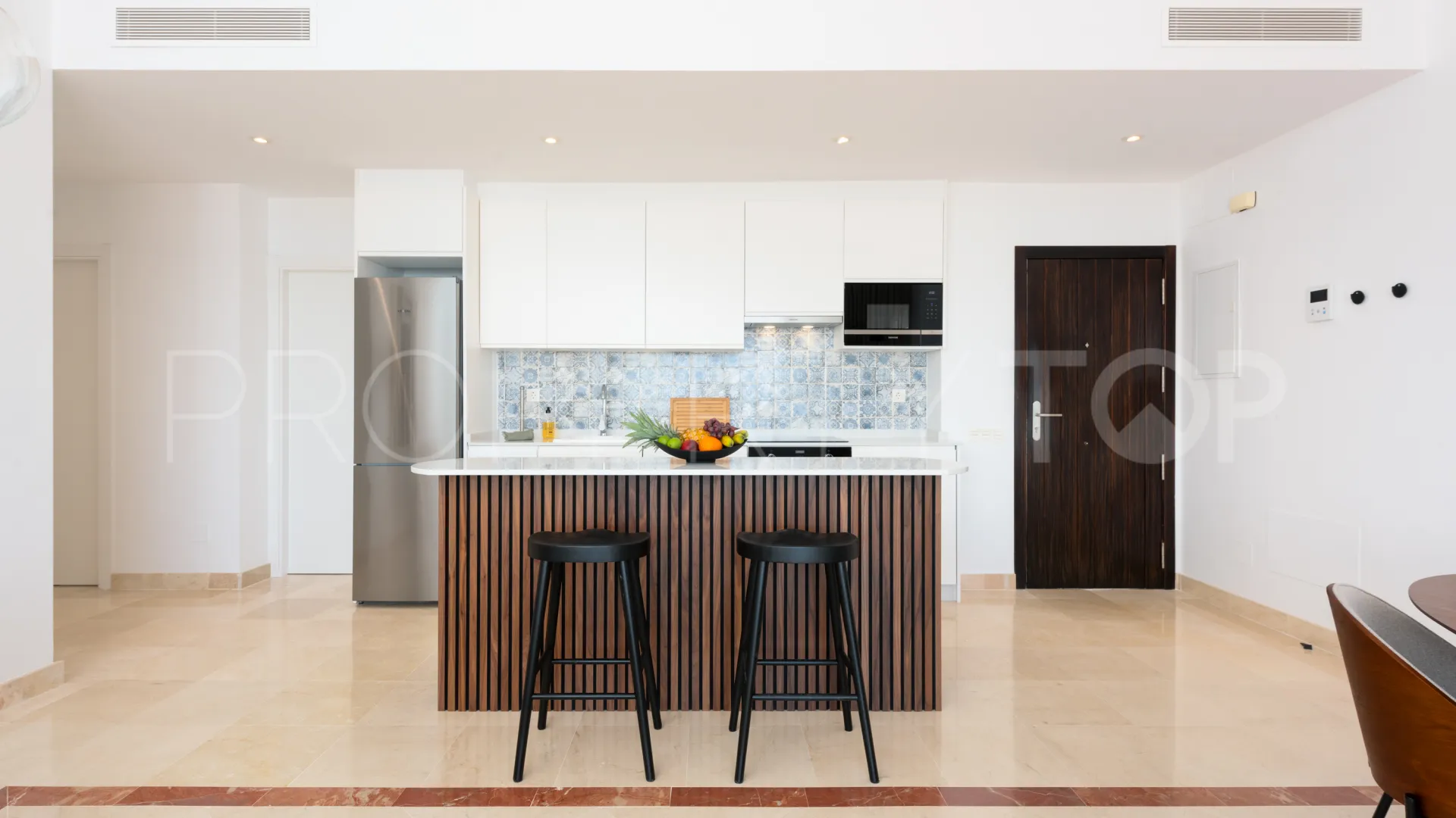 3 bedrooms penthouse in Paraiso Pueblo for sale