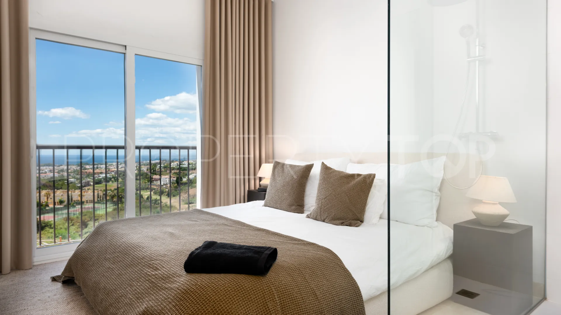 3 bedrooms penthouse in Paraiso Pueblo for sale