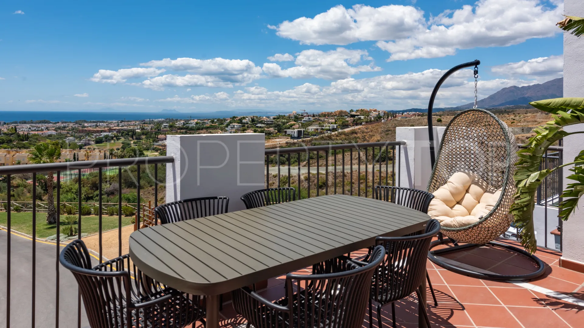3 bedrooms penthouse in Paraiso Pueblo for sale