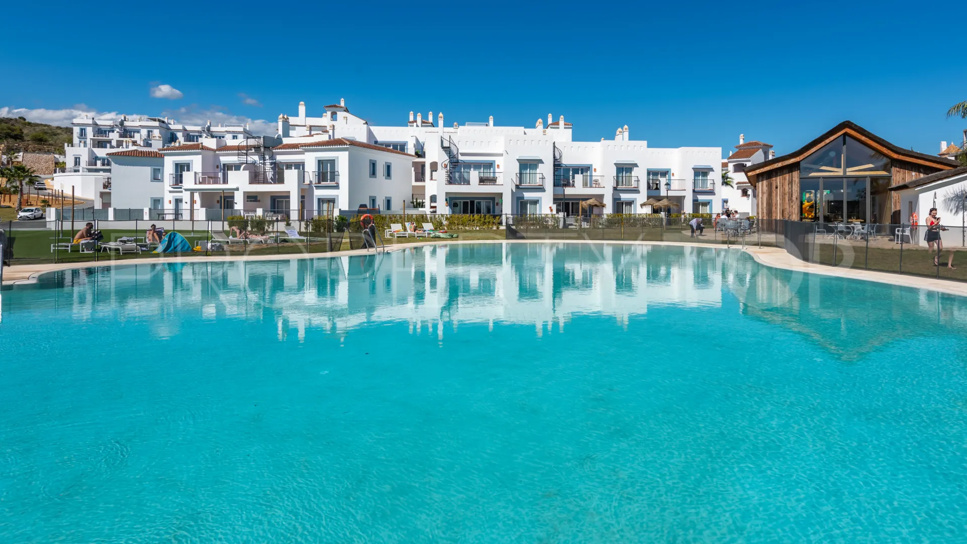 3 bedrooms penthouse in Paraiso Pueblo for sale