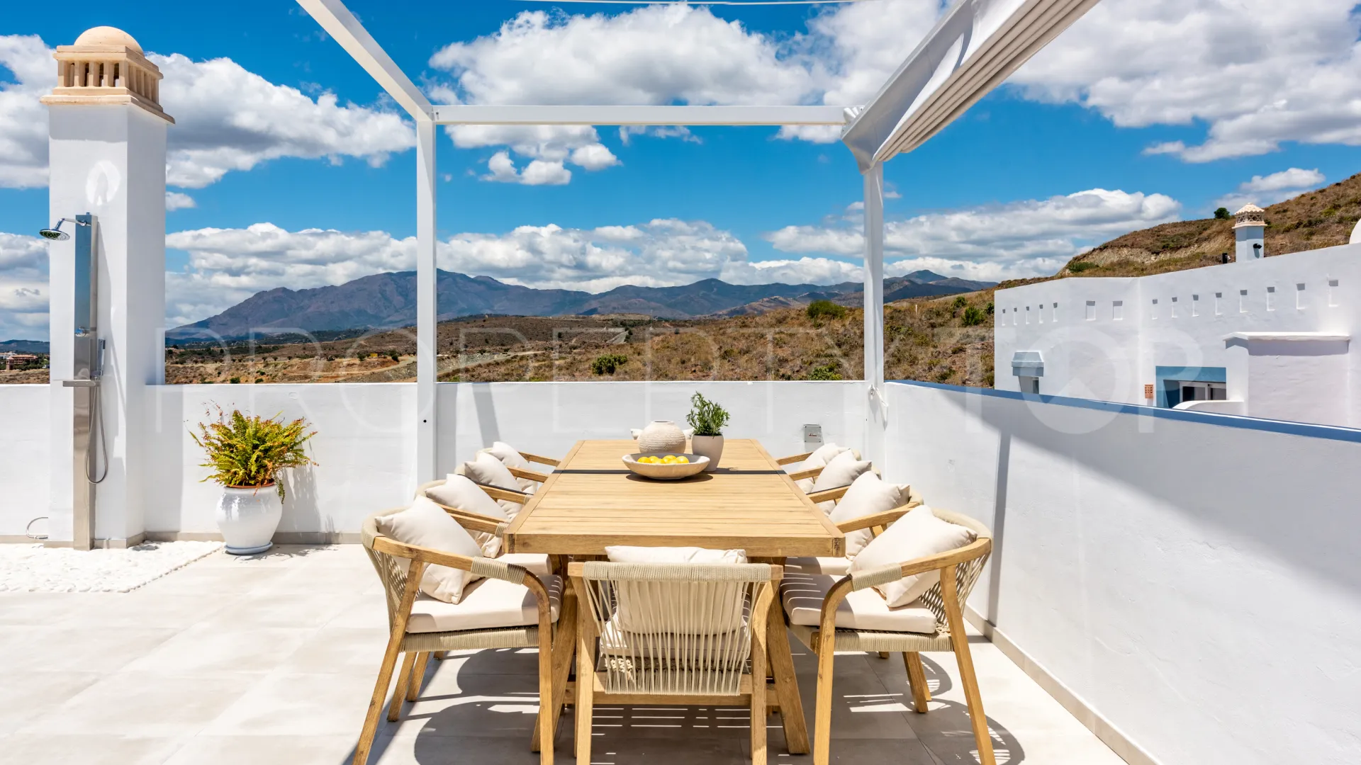 3 bedrooms penthouse in Paraiso Pueblo for sale