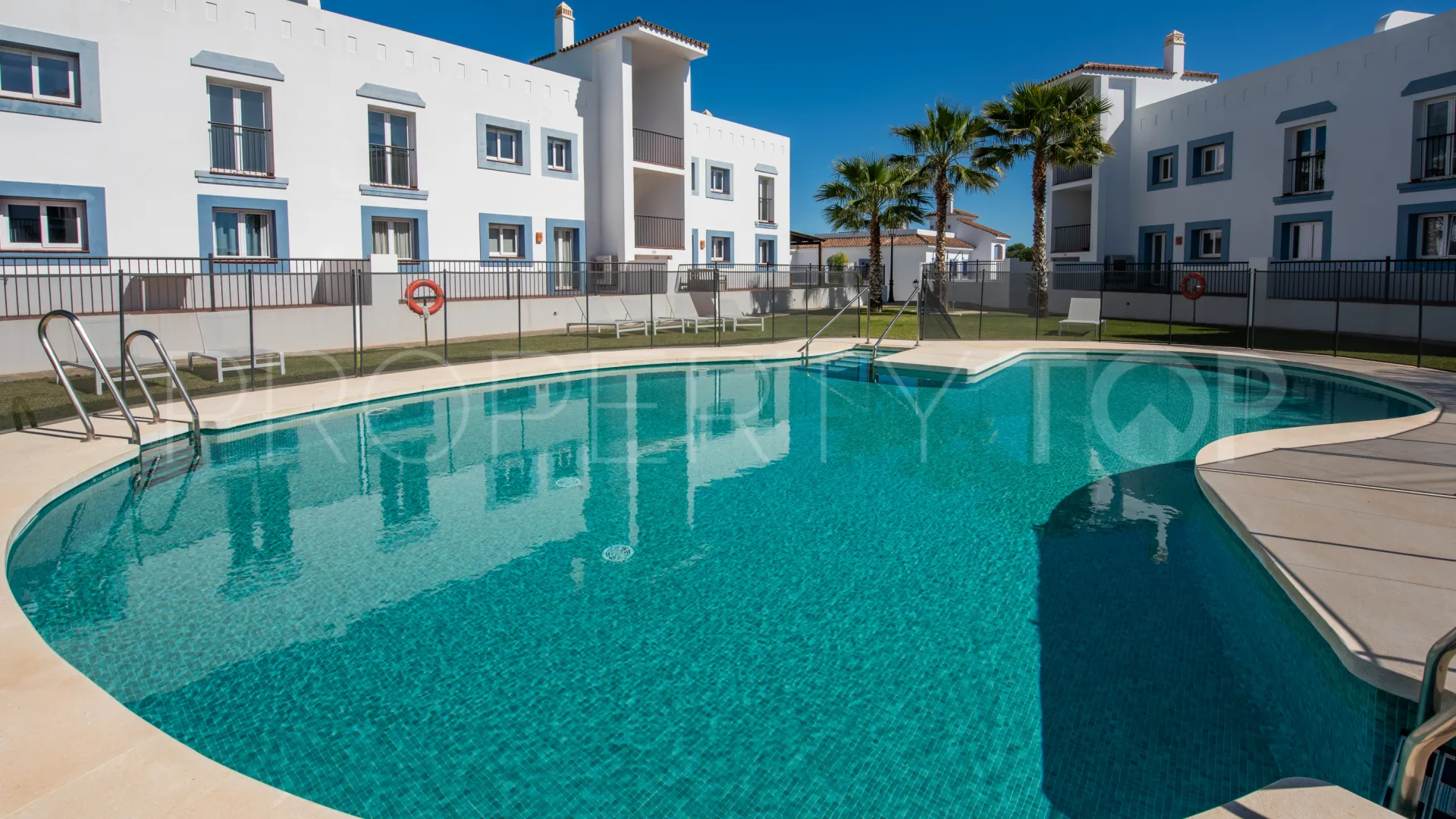 3 bedrooms penthouse in Paraiso Pueblo for sale