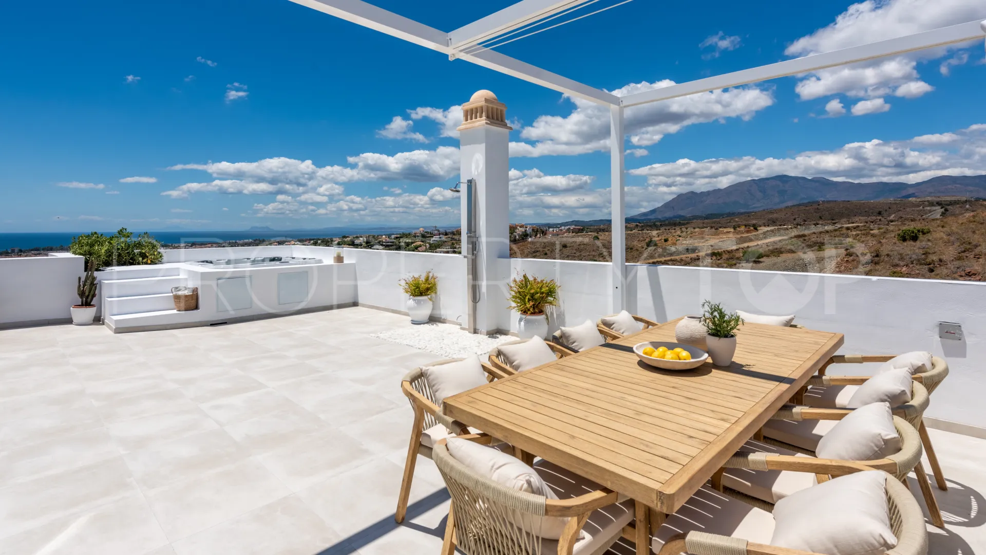 3 bedrooms penthouse in Paraiso Pueblo for sale