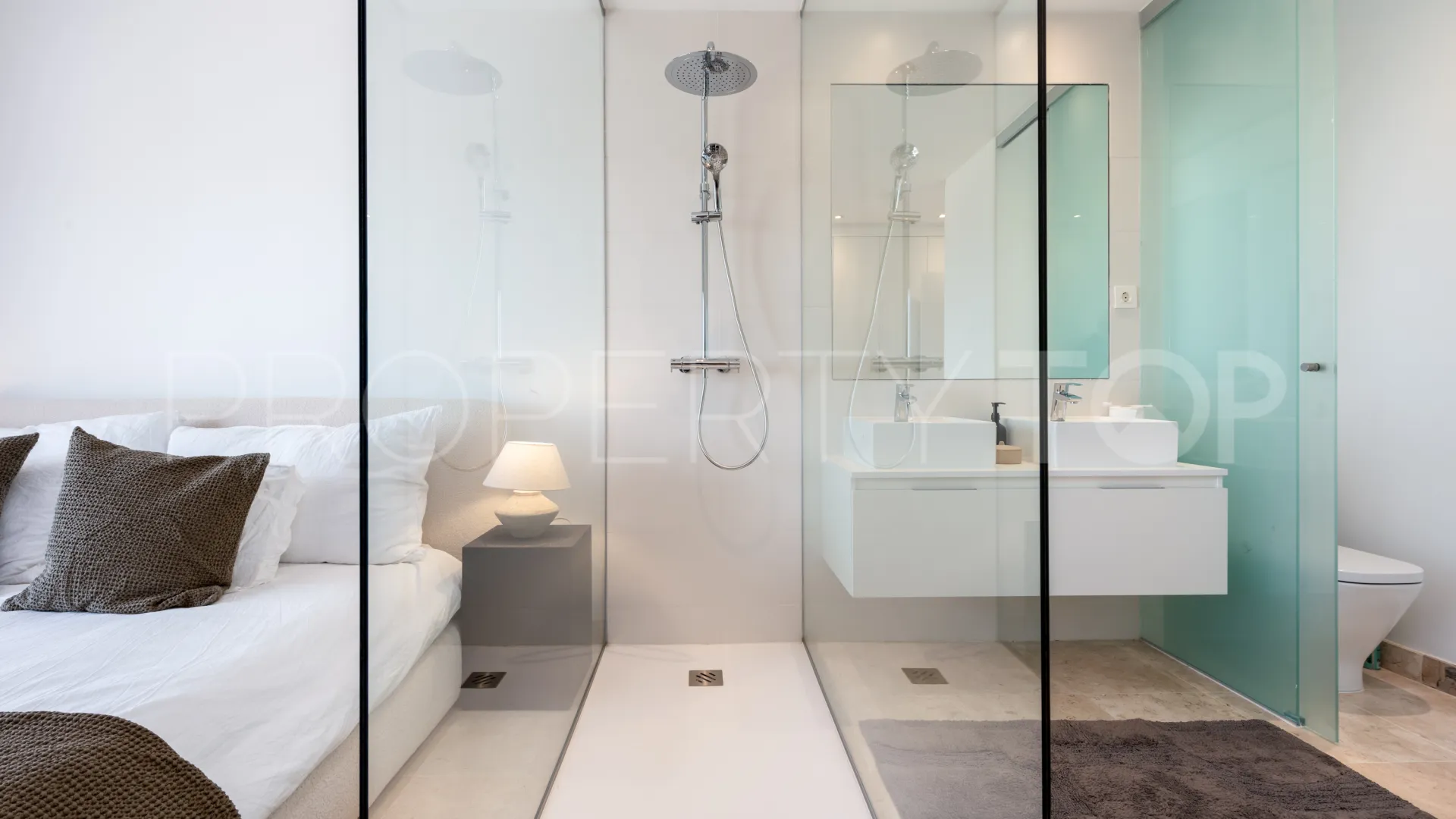 3 bedrooms penthouse in Paraiso Pueblo for sale