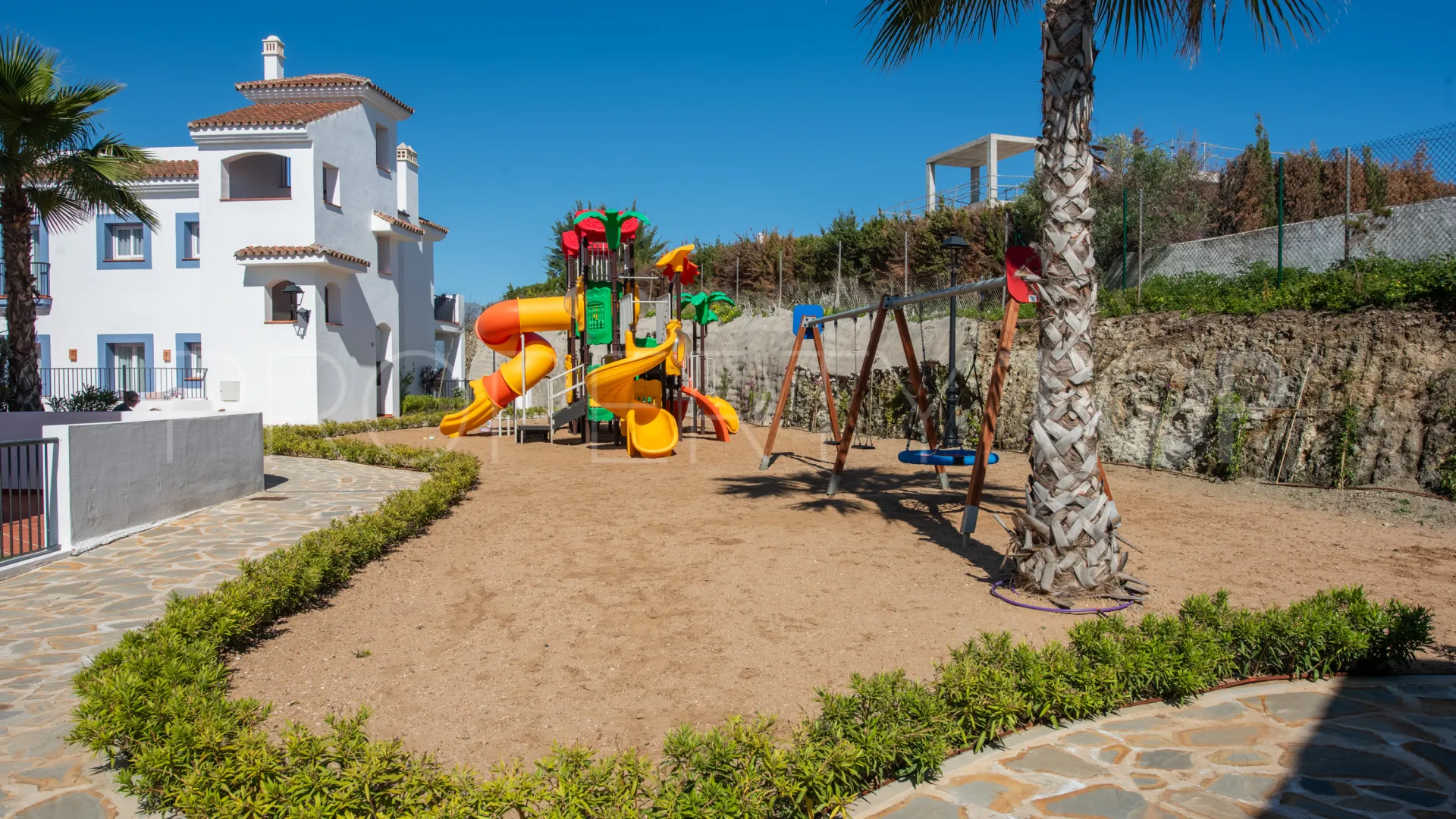 3 bedrooms penthouse in Paraiso Pueblo for sale