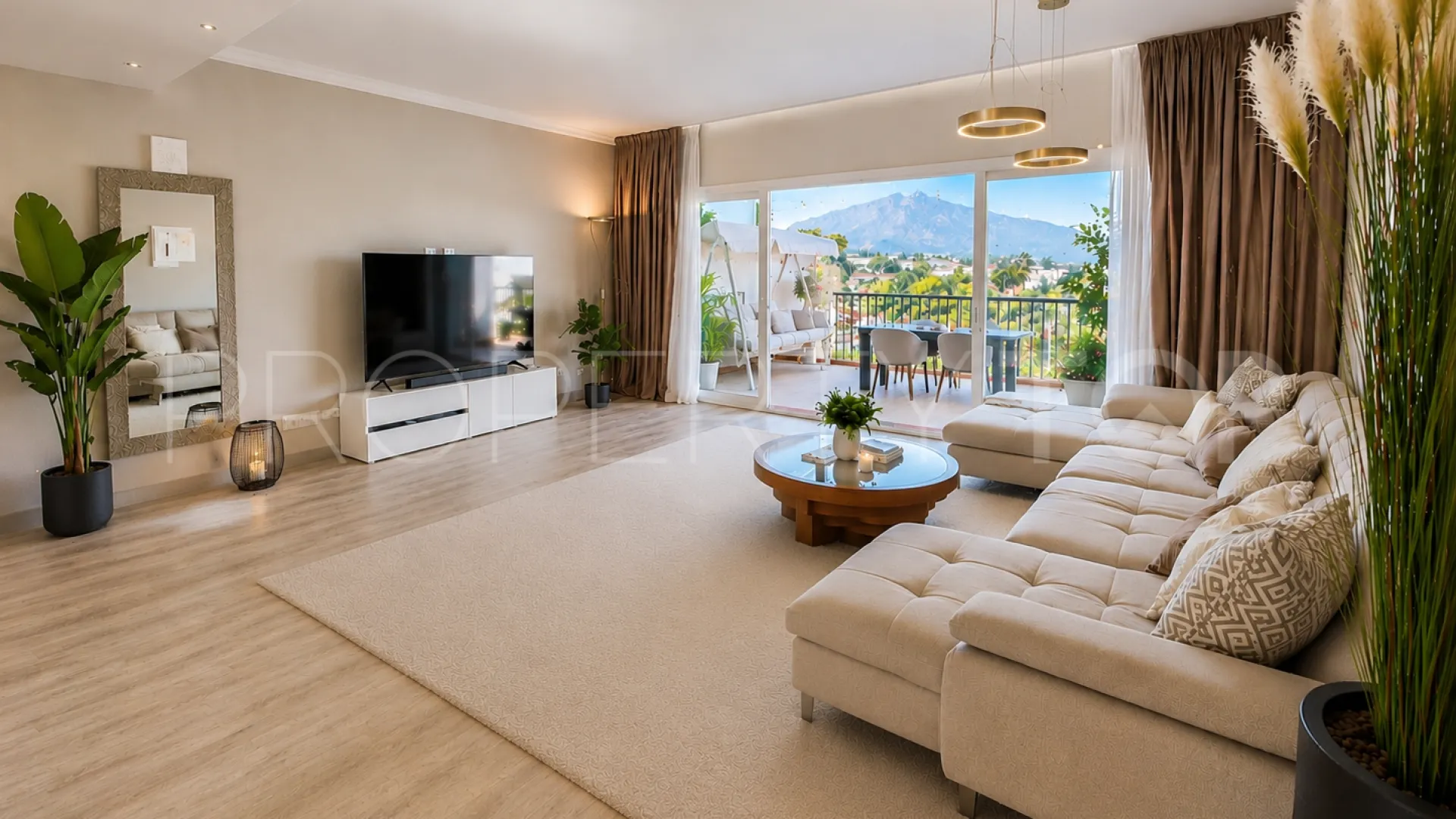 Paraiso Pueblo penthouse for sale