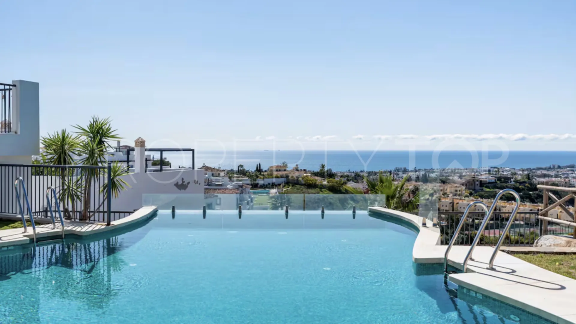 Paraiso Pueblo penthouse for sale