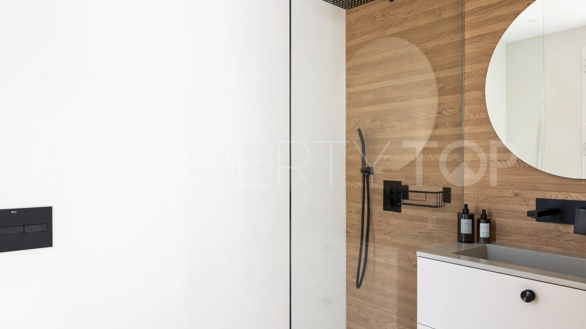 Apartment for sale in Miragolf with 3 bedrooms