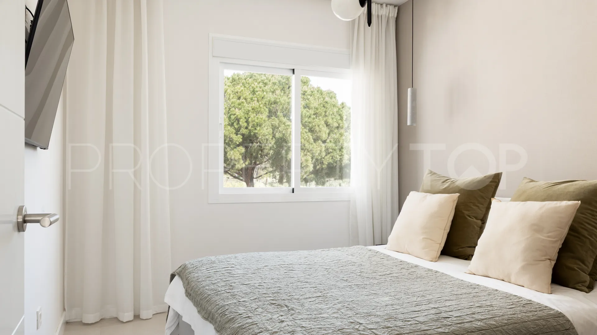 Apartment for sale in Miragolf with 3 bedrooms
