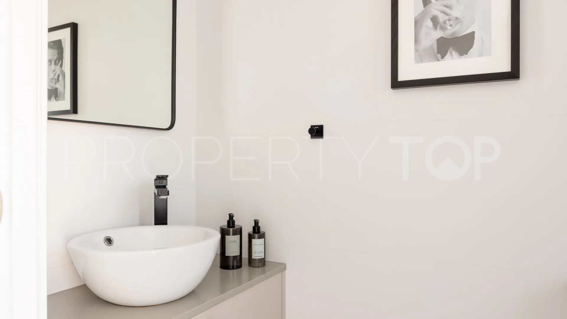 Apartment for sale in Miragolf with 3 bedrooms