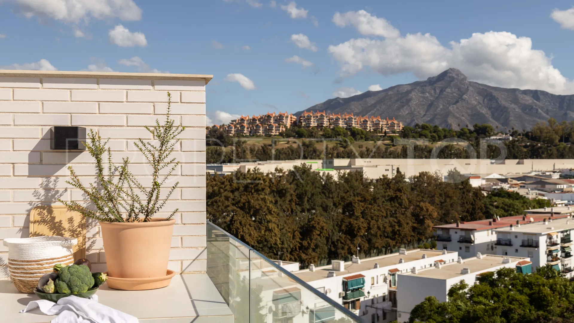 Ático en venta en La Campana con 2 dormitorios