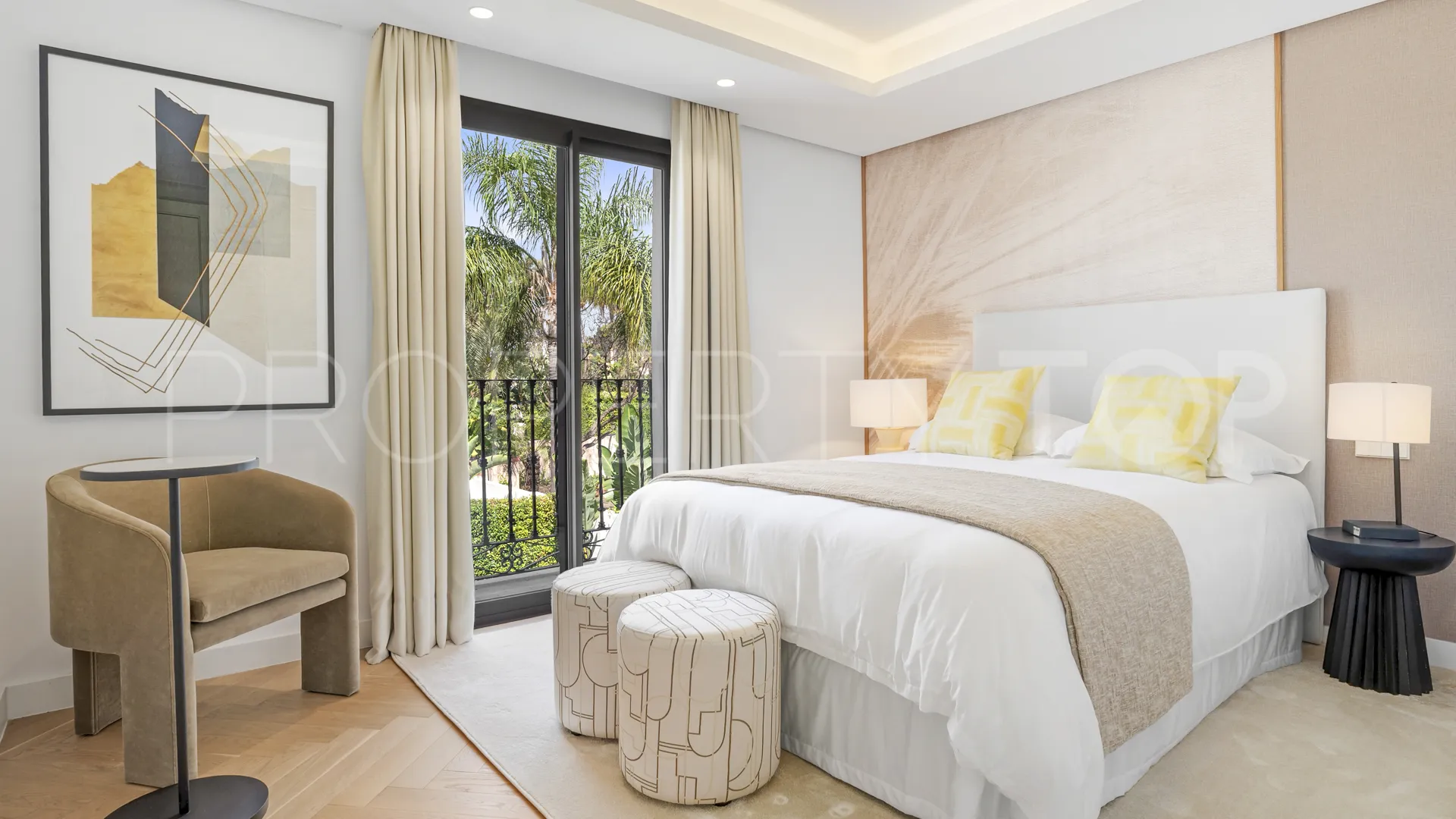 Comprar villa con 6 dormitorios en Casasola