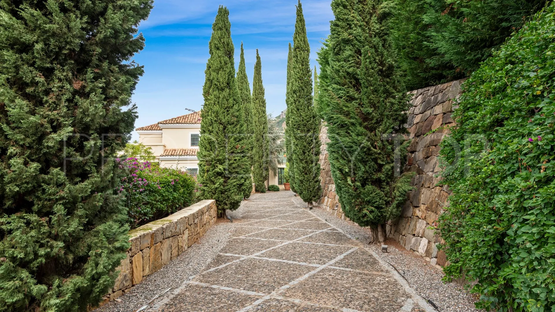Marbella Club Golf Resort villa for sale