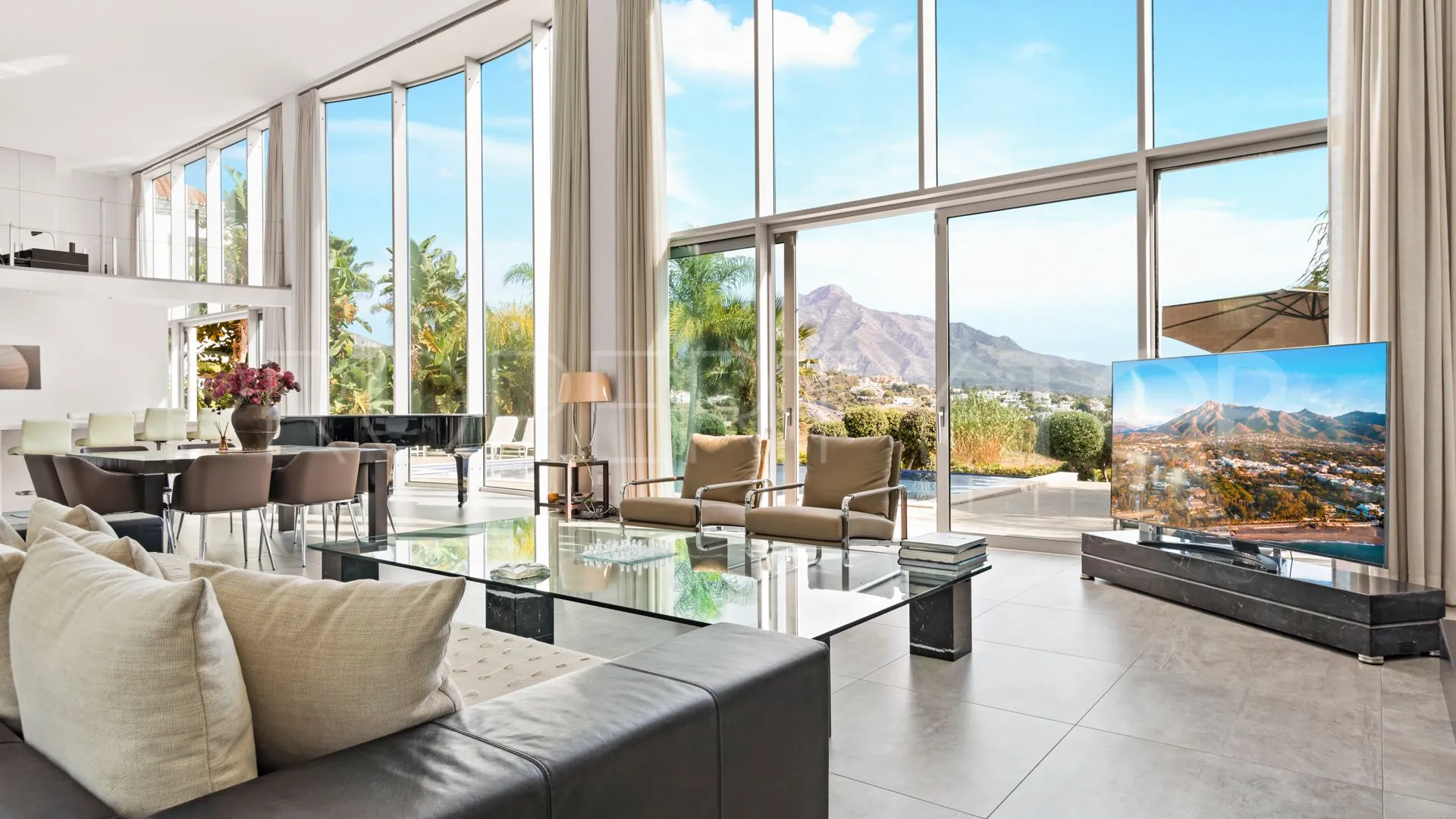 Comprar villa en La Quinta con 3 dormitorios
