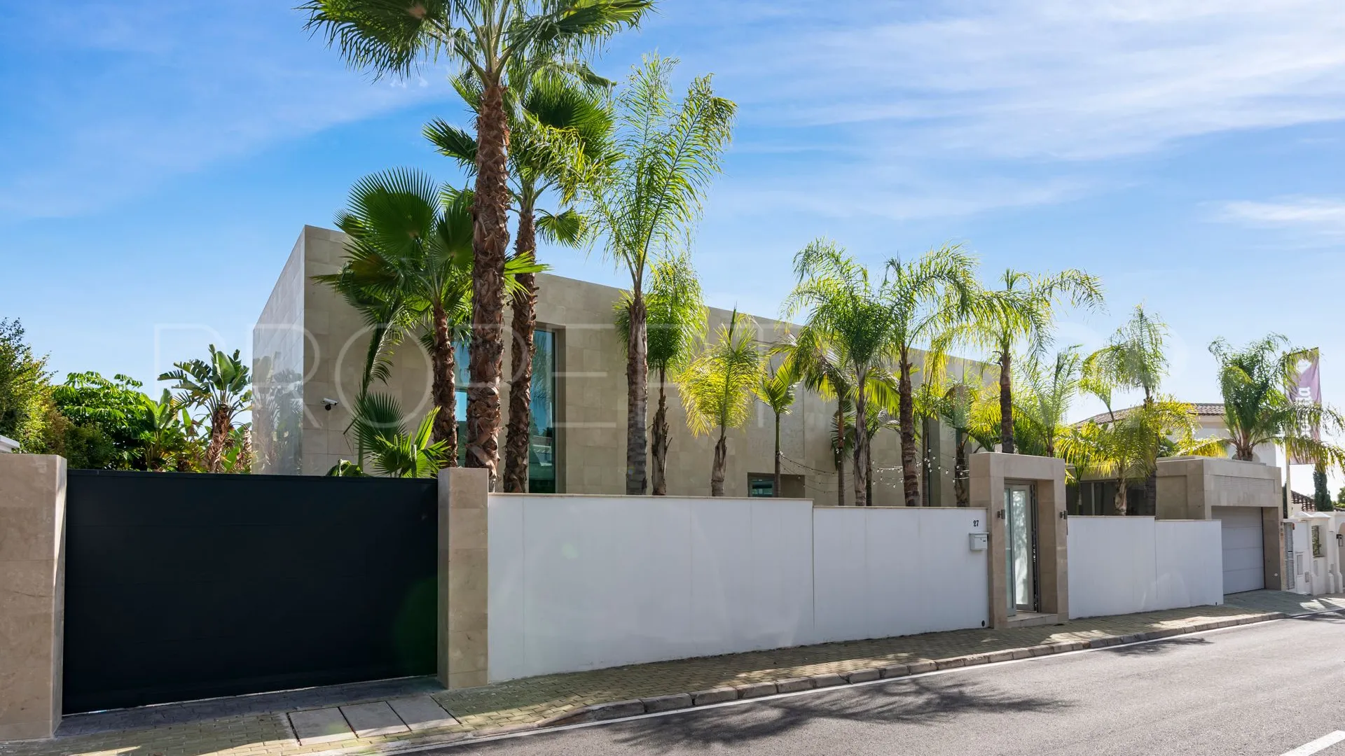 Comprar villa en La Quinta con 3 dormitorios