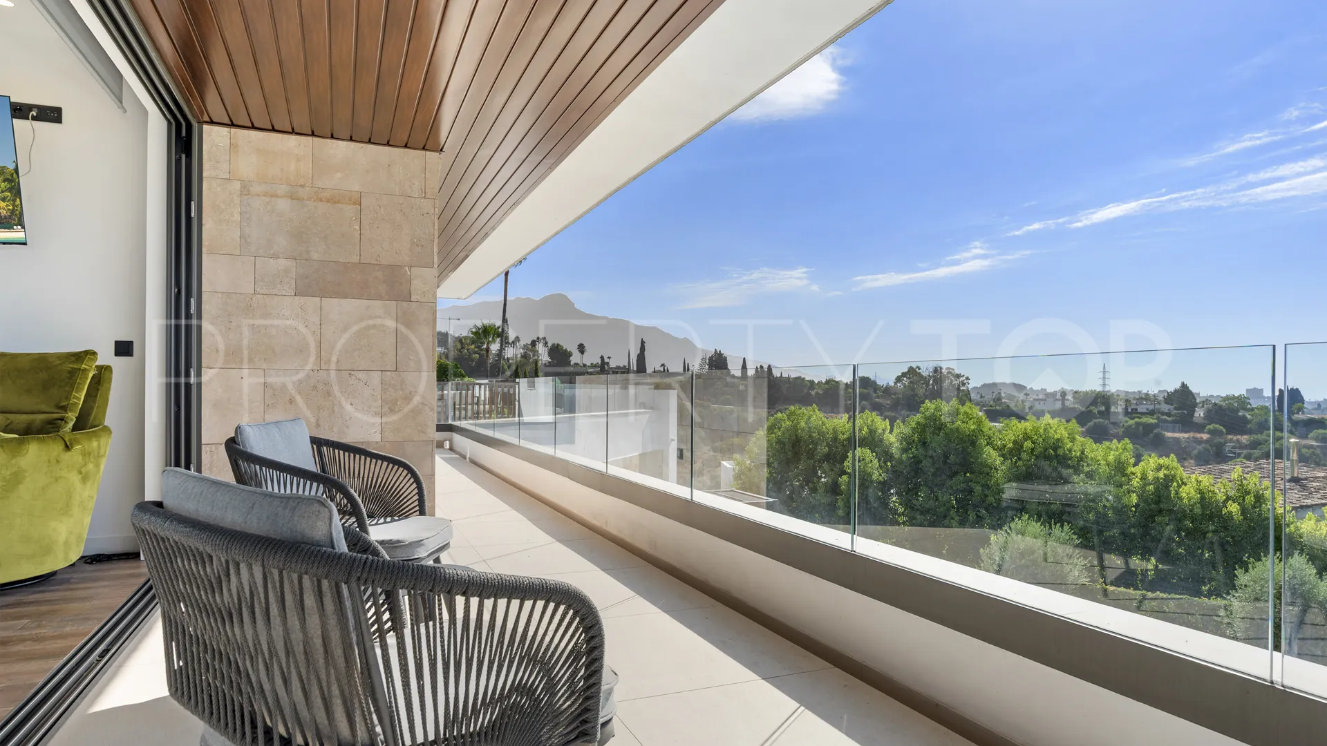Villa en venta en Benahavis