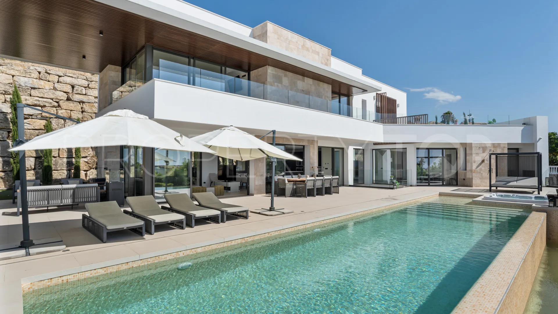 Villa en venta en Benahavis